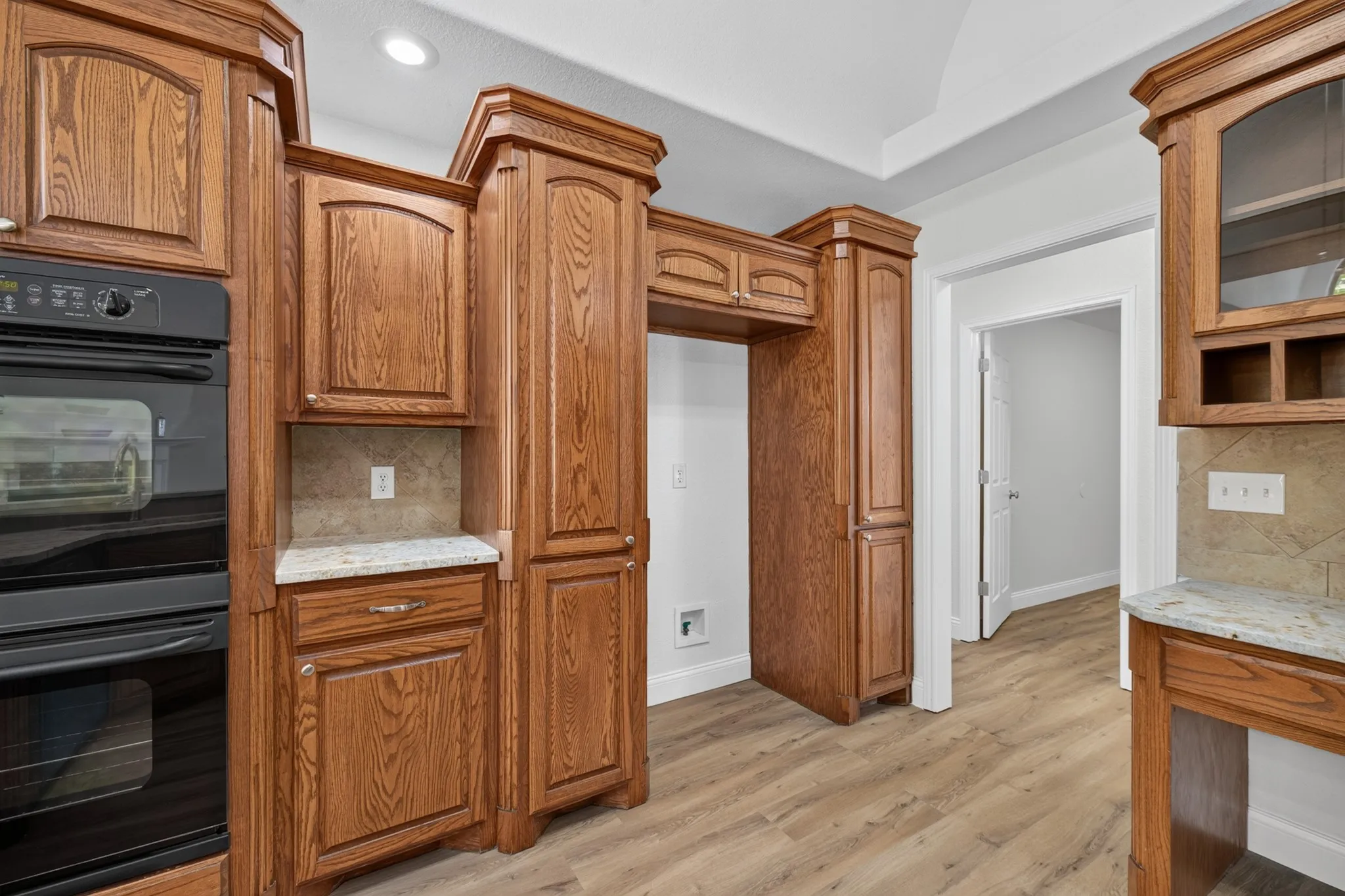 Single Family Residence For Sale in Taylor County , 3518 Silver Oaks Drive, Abilene, Texas 79606, 4 Bedroom, 3 Bathroom, 2 Garage spaces, 2,459 Sqft, built in 2005, mls#21343886, Real Estate Agent in Abilene, Homes For Sale in Taylor county, Homes For Sale in Abilene, Realtor in Abilene Texas, Real Estate Brokerage Independent Realty Texas, Luminita Cordes Realtor