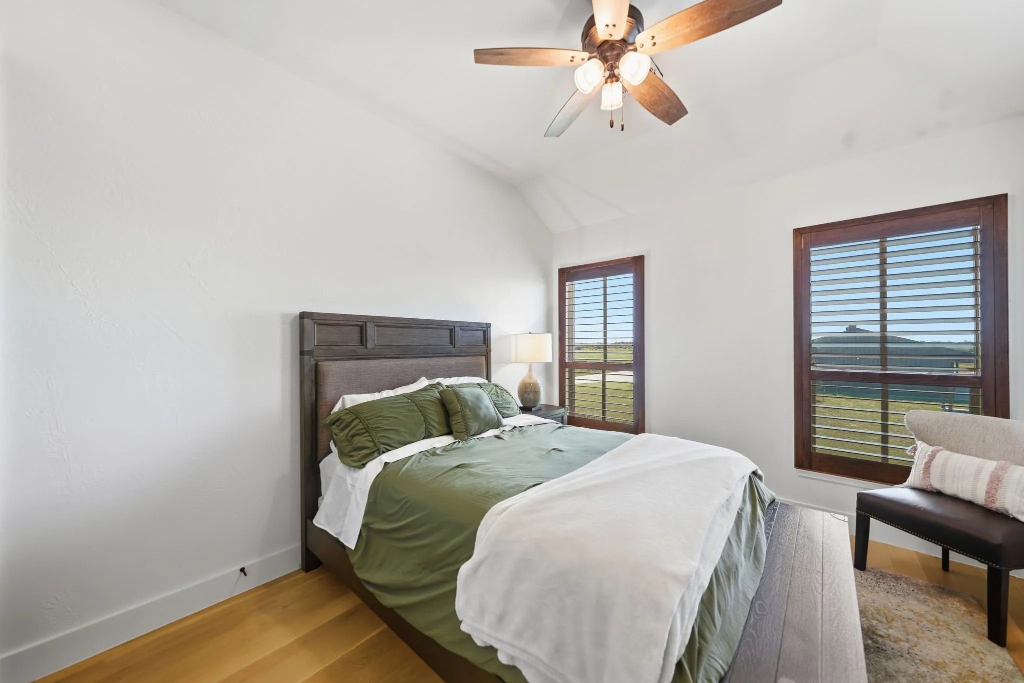 Single Family Residence For Sale in Rockwall County , 2201 E Fm 550, Rockwall, Texas 75032, 4 Bedroom, 4 Bathroom, 4 Garage spaces, 3,451 Sqft, built in 2016, mls#21340152, Real Estate Agent in Rockwall, Homes For Sale in Rockwall county, Homes For Sale in Rockwall, Realtor in Rockwall Texas, Real Estate Brokerage Independent Realty Texas, Luminita Cordes Realtor
