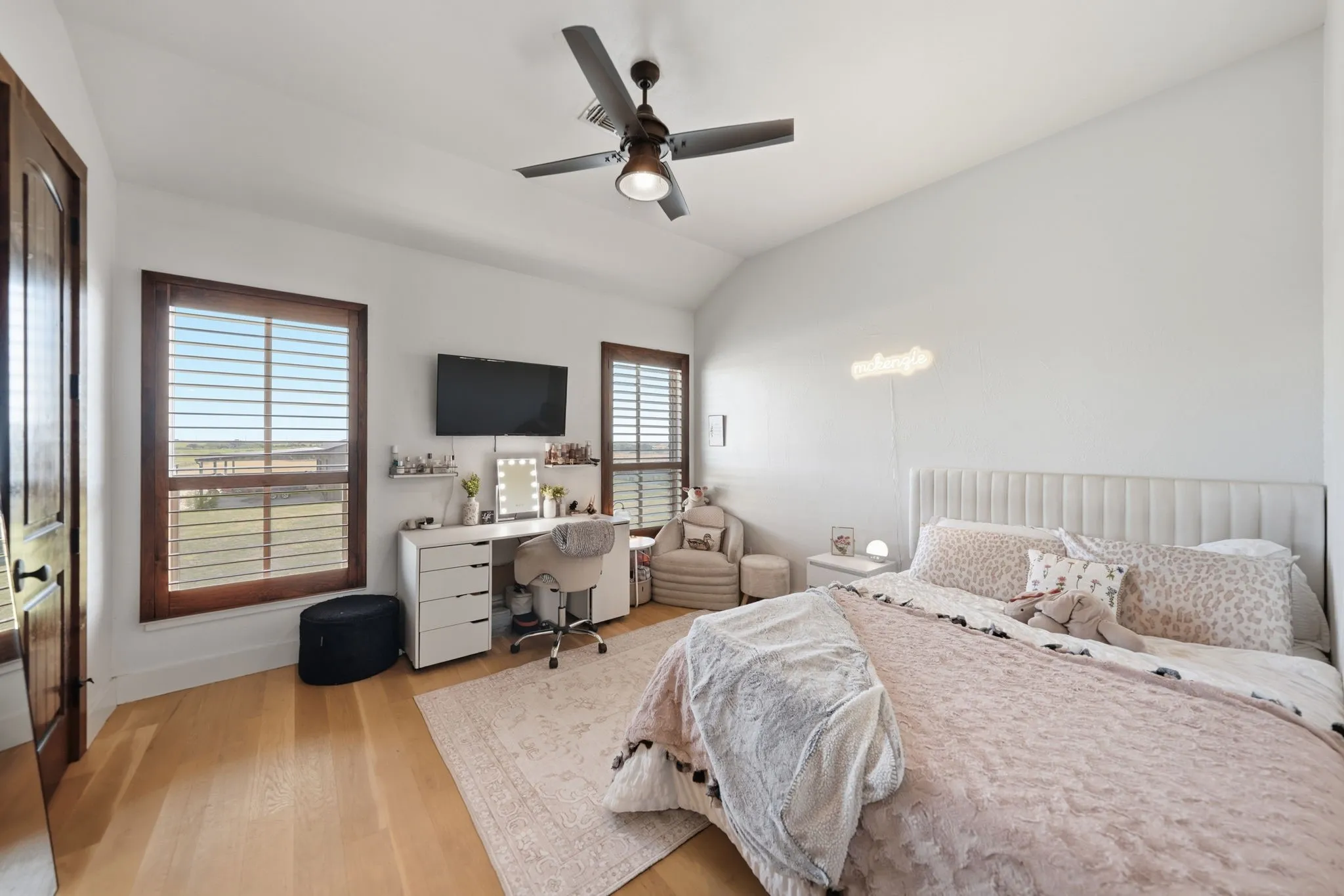 Single Family Residence For Sale in Rockwall County , 2201 E Fm 550, Rockwall, Texas 75032, 4 Bedroom, 4 Bathroom, 4 Garage spaces, 3,451 Sqft, built in 2016, mls#21340152, Real Estate Agent in Rockwall, Homes For Sale in Rockwall county, Homes For Sale in Rockwall, Realtor in Rockwall Texas, Real Estate Brokerage Independent Realty Texas, Luminita Cordes Realtor