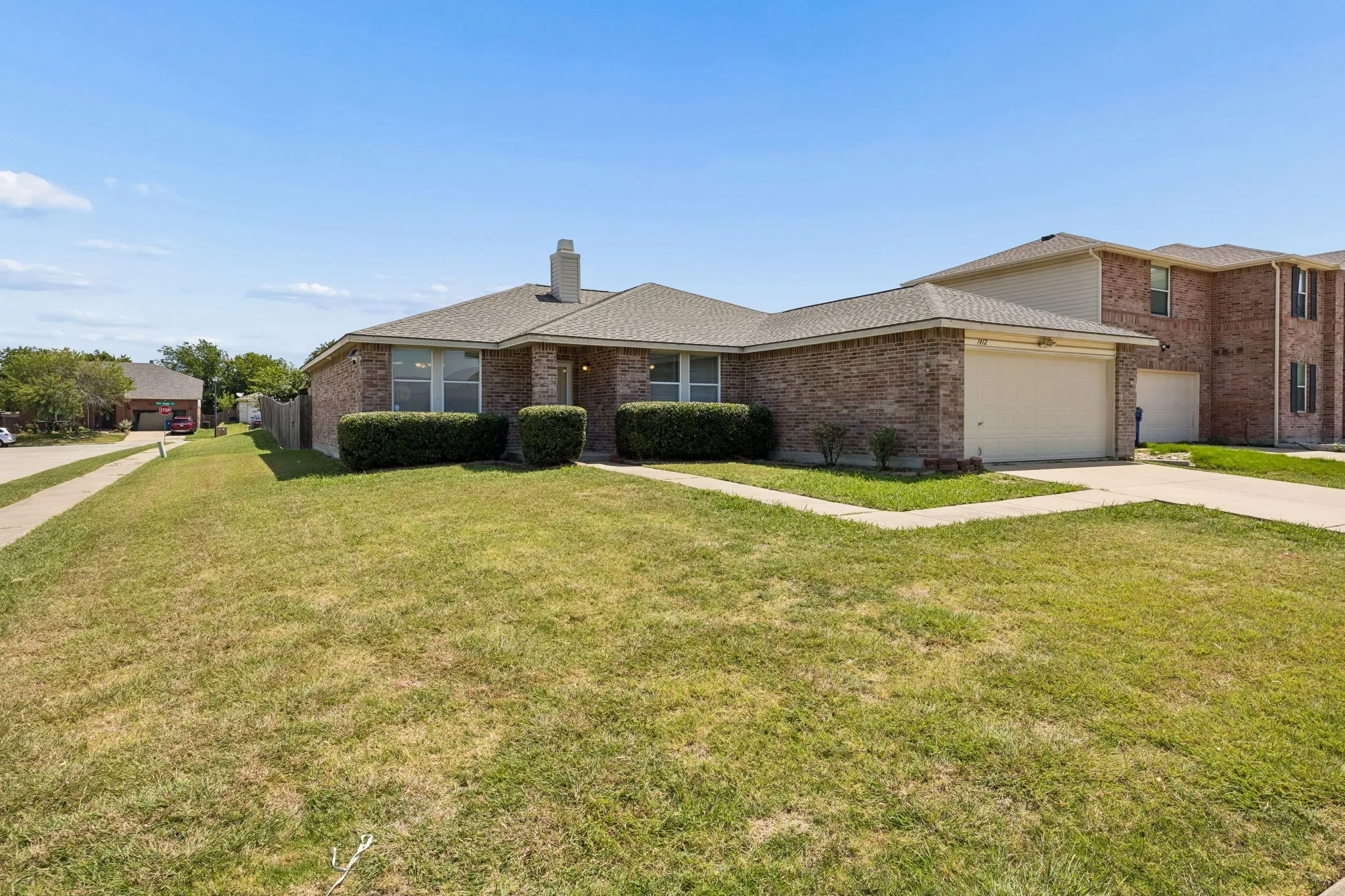 Single Family Residence For Sale in Tarrant County , 1412 Sunflower Court, Burleson, Texas 76028, 4 Bedroom, 2 Bathroom, 2 Garage spaces, 1,949 Sqft, built in 2005, mls#21346651, Real Estate Agent in Burleson, Homes For Sale in Tarrant county, Homes For Sale in Burleson, Realtor in Burleson Texas, Real Estate Brokerage Independent Realty Texas, Luminita Cordes Realtor