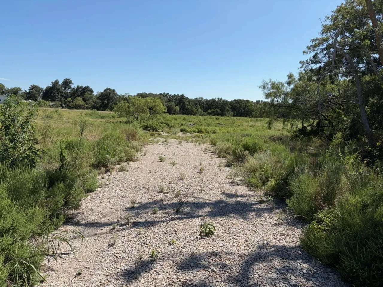 Gravel circle drive