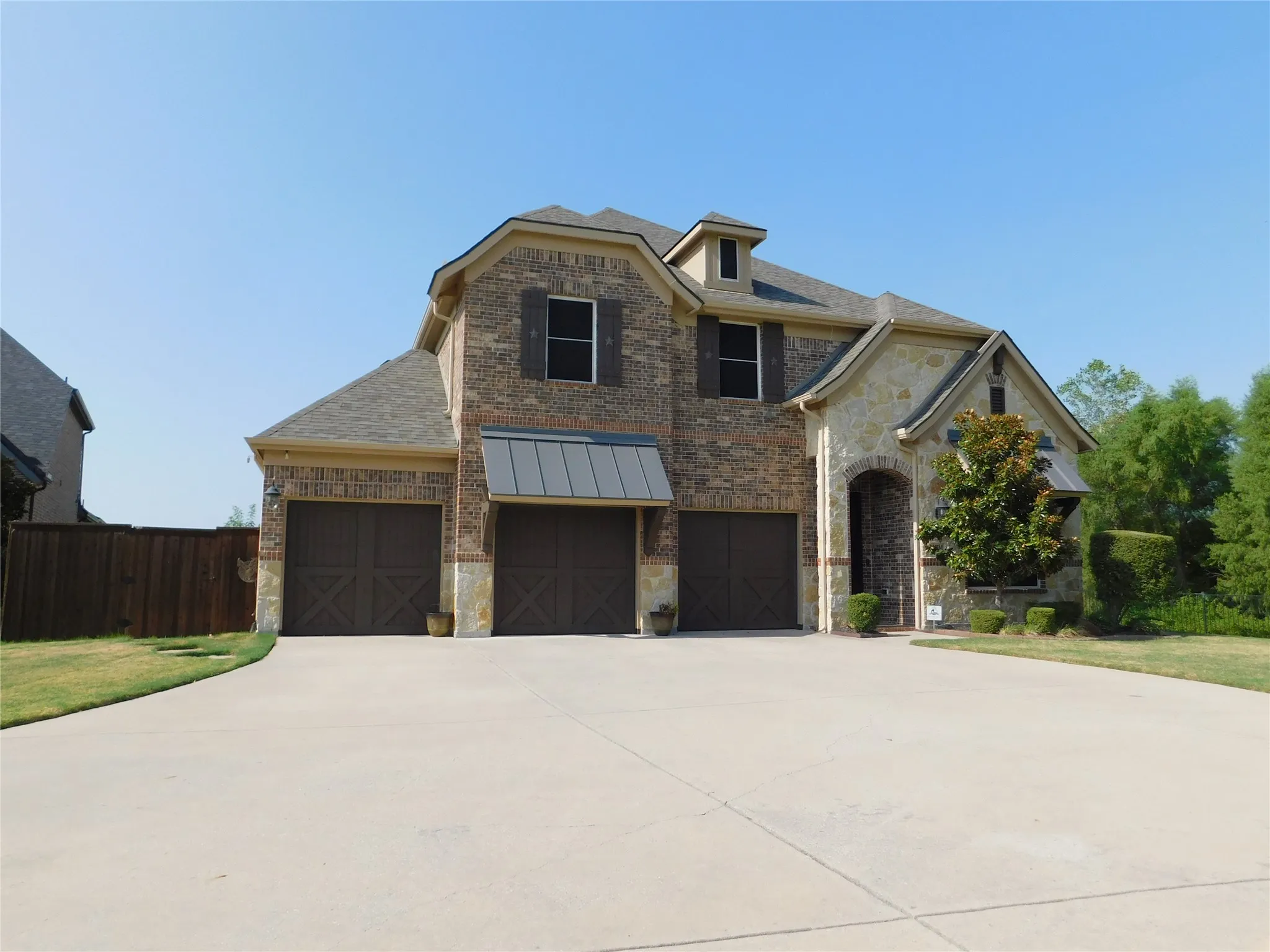 Single Family Residence For Rent in Denton County , 1704 Serra Drive, Little Elm, Texas 75068, 5 Bedroom, 4 Bathroom, 3 Garage spaces, 3,508 Sqft, built in 2017, mls#21346159, Real Estate Agent in Little Elm, Homes For Rent in Denton county, Homes For Rent in Little Elm, Realtor in Little Elm Texas, Real Estate Brokerage Independent Realty Texas, Luminita Cordes Realtor