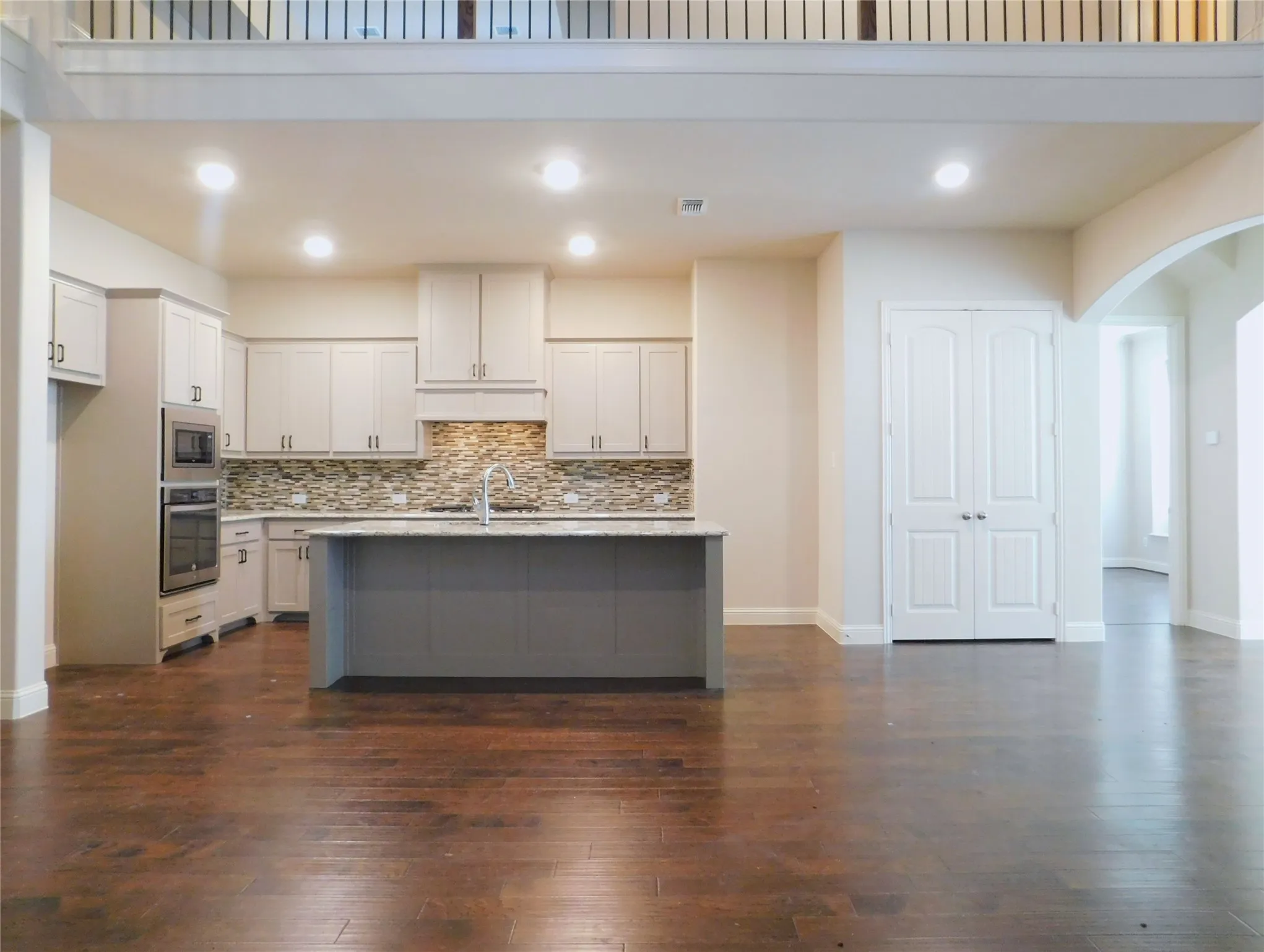Single Family Residence For Rent in Denton County , 1704 Serra Drive, Little Elm, Texas 75068, 5 Bedroom, 4 Bathroom, 3 Garage spaces, 3,508 Sqft, built in 2017, mls#21346159, Real Estate Agent in Little Elm, Homes For Rent in Denton county, Homes For Rent in Little Elm, Realtor in Little Elm Texas, Real Estate Brokerage Independent Realty Texas, Luminita Cordes Realtor