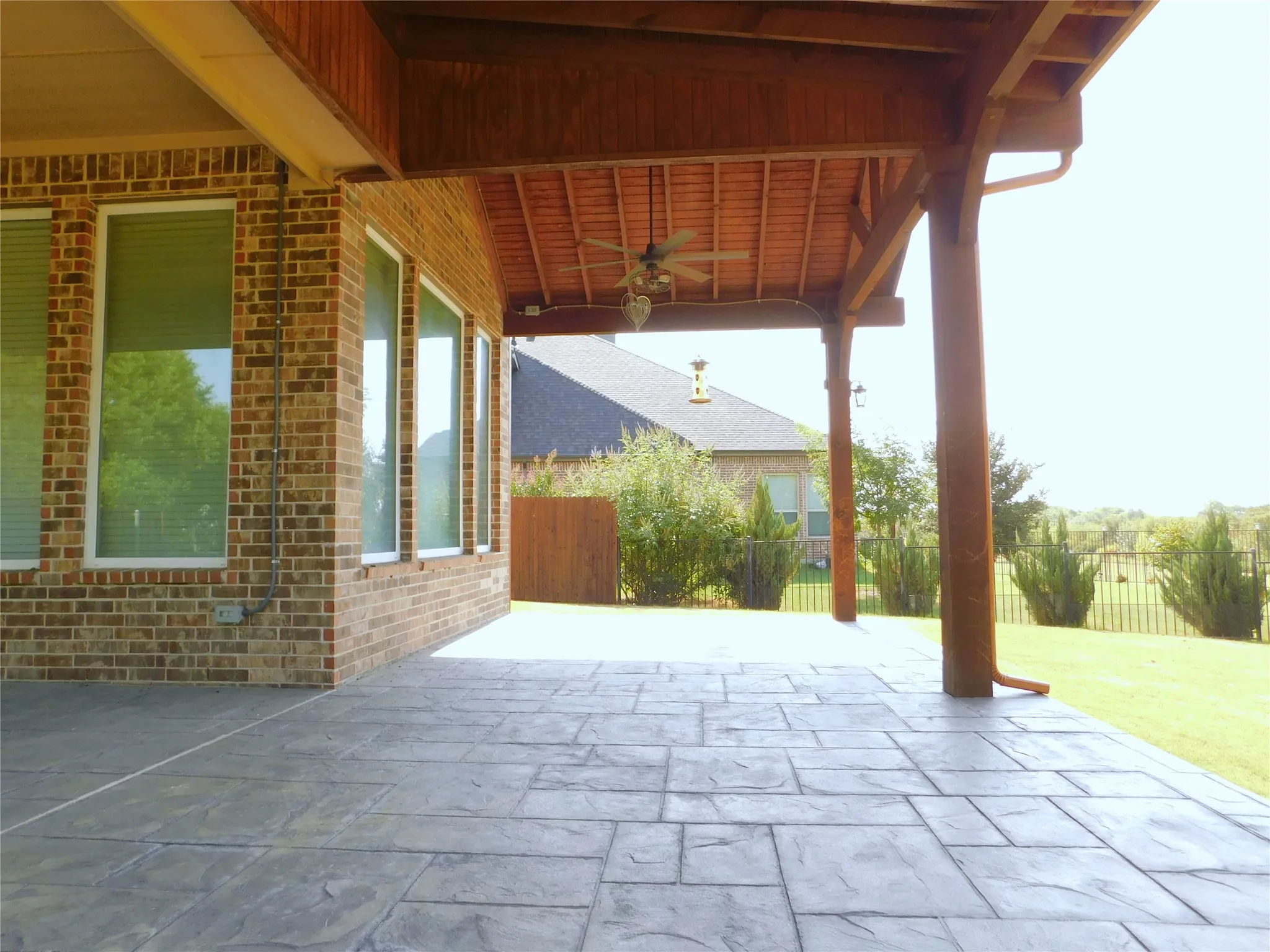 Single Family Residence For Rent in Denton County , 1704 Serra Drive, Little Elm, Texas 75068, 5 Bedroom, 4 Bathroom, 3 Garage spaces, 3,508 Sqft, built in 2017, mls#21346159, Real Estate Agent in Little Elm, Homes For Rent in Denton county, Homes For Rent in Little Elm, Realtor in Little Elm Texas, Real Estate Brokerage Independent Realty Texas, Luminita Cordes Realtor