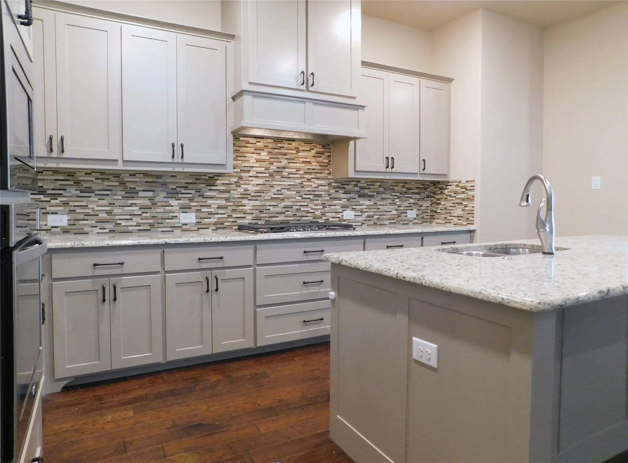 Single Family Residence For Rent in Denton County , 1704 Serra Drive, Little Elm, Texas 75068, 5 Bedroom, 4 Bathroom, 3 Garage spaces, 3,508 Sqft, built in 2017, mls#21346159, Real Estate Agent in Little Elm, Homes For Rent in Denton county, Homes For Rent in Little Elm, Realtor in Little Elm Texas, Real Estate Brokerage Independent Realty Texas, Luminita Cordes Realtor