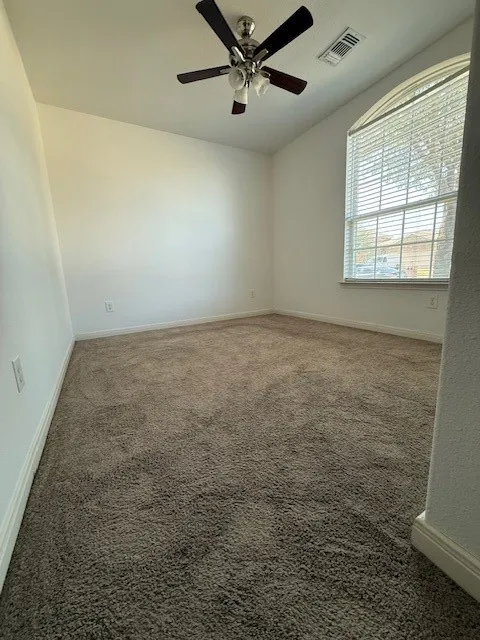 Single Family Residence For Sale in Kaufman County , 2107 Bluebell, Forney, Texas 75126, 4 Bedroom, 2 Bathroom, 2 Garage spaces, 1,630 Sqft, built in 2015, mls#21346658, Real Estate Agent in Forney, Homes For Sale in Kaufman county, Homes For Sale in Forney, Realtor in Forney Texas, Real Estate Brokerage Independent Realty Texas, Luminita Cordes Realtor