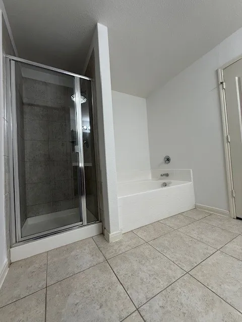 Single Family Residence For Sale in Kaufman County , 2107 Bluebell, Forney, Texas 75126, 4 Bedroom, 2 Bathroom, 2 Garage spaces, 1,630 Sqft, built in 2015, mls#21346658, Real Estate Agent in Forney, Homes For Sale in Kaufman county, Homes For Sale in Forney, Realtor in Forney Texas, Real Estate Brokerage Independent Realty Texas, Luminita Cordes Realtor