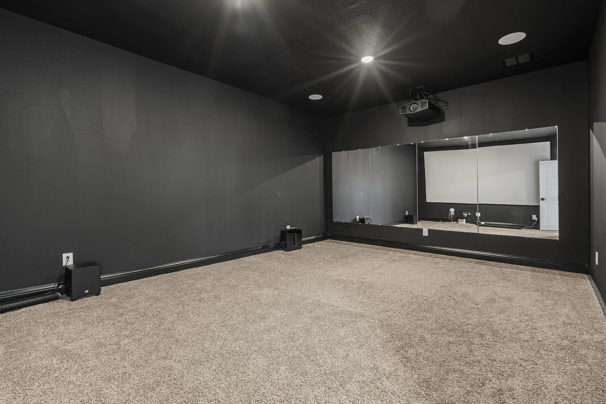Single Family Residence For Rent in Denton County , 913 Gingham Street, Frisco, Texas 75036, 4 Bedroom, 4 Bathroom, 2 Garage spaces, 3,257 Sqft, built in 2020, mls#21346666, Real Estate Agent in Frisco, Homes For Rent in Denton county, Homes For Rent in Frisco, Realtor in Frisco Texas, Real Estate Brokerage Independent Realty Texas, Luminita Cordes Realtor