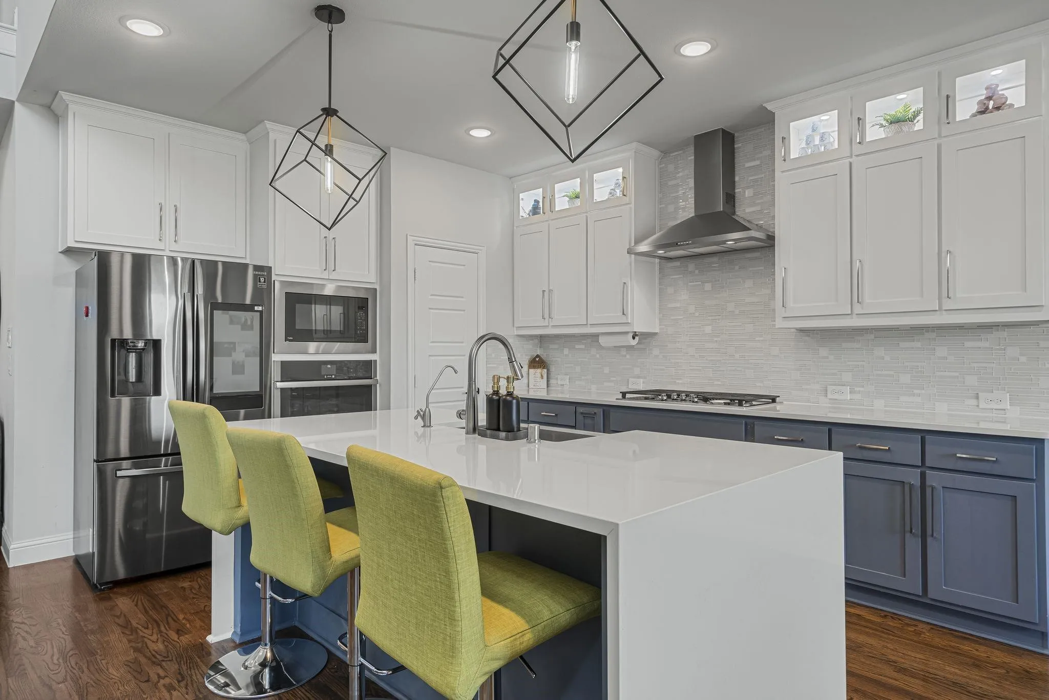 Single Family Residence For Rent in Denton County , 913 Gingham Street, Frisco, Texas 75036, 4 Bedroom, 4 Bathroom, 2 Garage spaces, 3,257 Sqft, built in 2020, mls#21346666, Real Estate Agent in Frisco, Homes For Rent in Denton county, Homes For Rent in Frisco, Realtor in Frisco Texas, Real Estate Brokerage Independent Realty Texas, Luminita Cordes Realtor