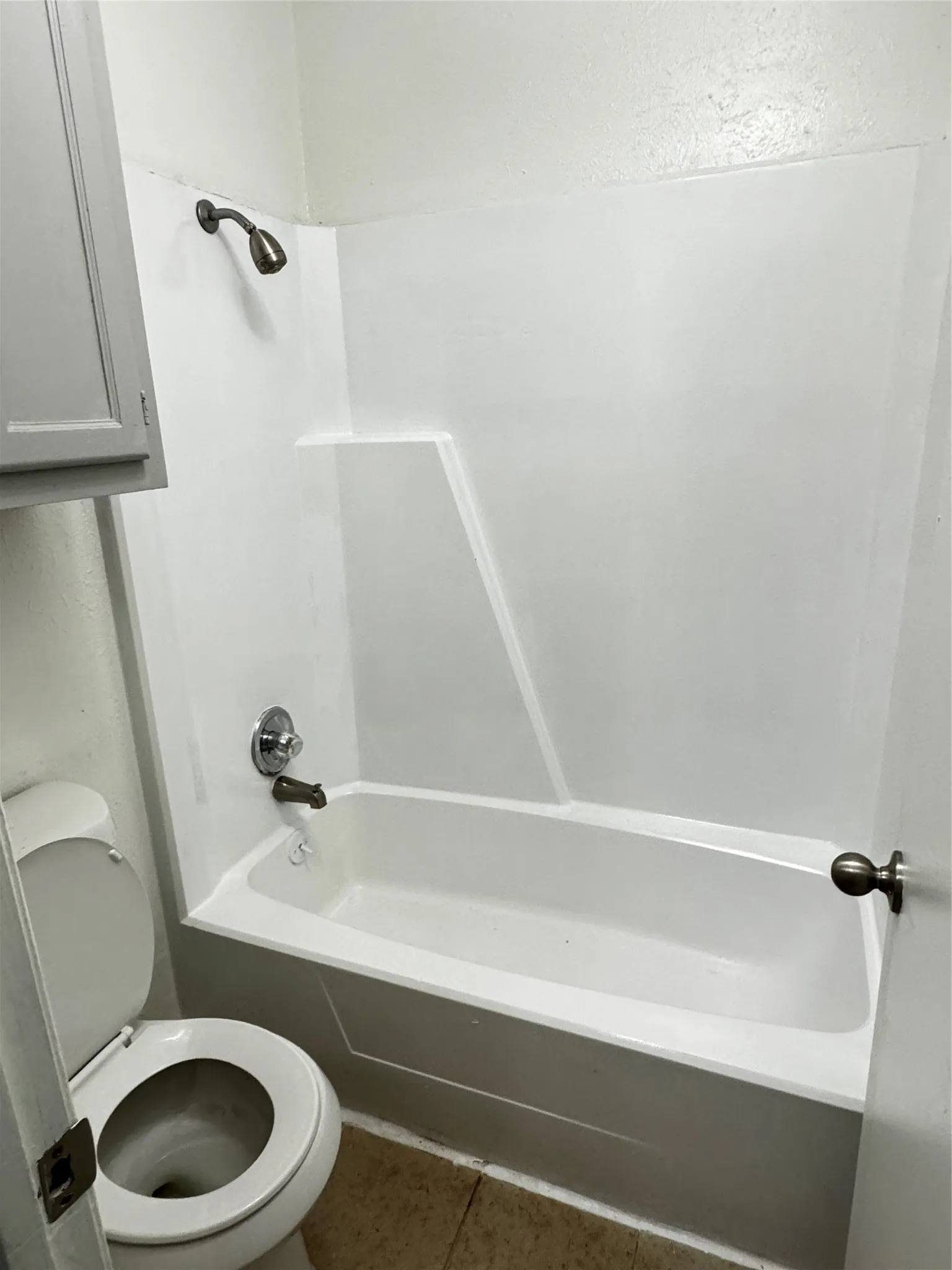 Duplex For Rent in Dallas County , 5410 Brookhollow Drive, Sachse, Texas 75048, 2 Bedroom, 2 Bathroom, 1 Garage spaces, 1,400 Sqft, built in 1983, mls#21346672, Real Estate Agent in Sachse, Homes For Rent in Dallas county, Homes For Rent in Sachse, Realtor in Sachse Texas, Real Estate Brokerage Independent Realty Texas, Luminita Cordes Realtor