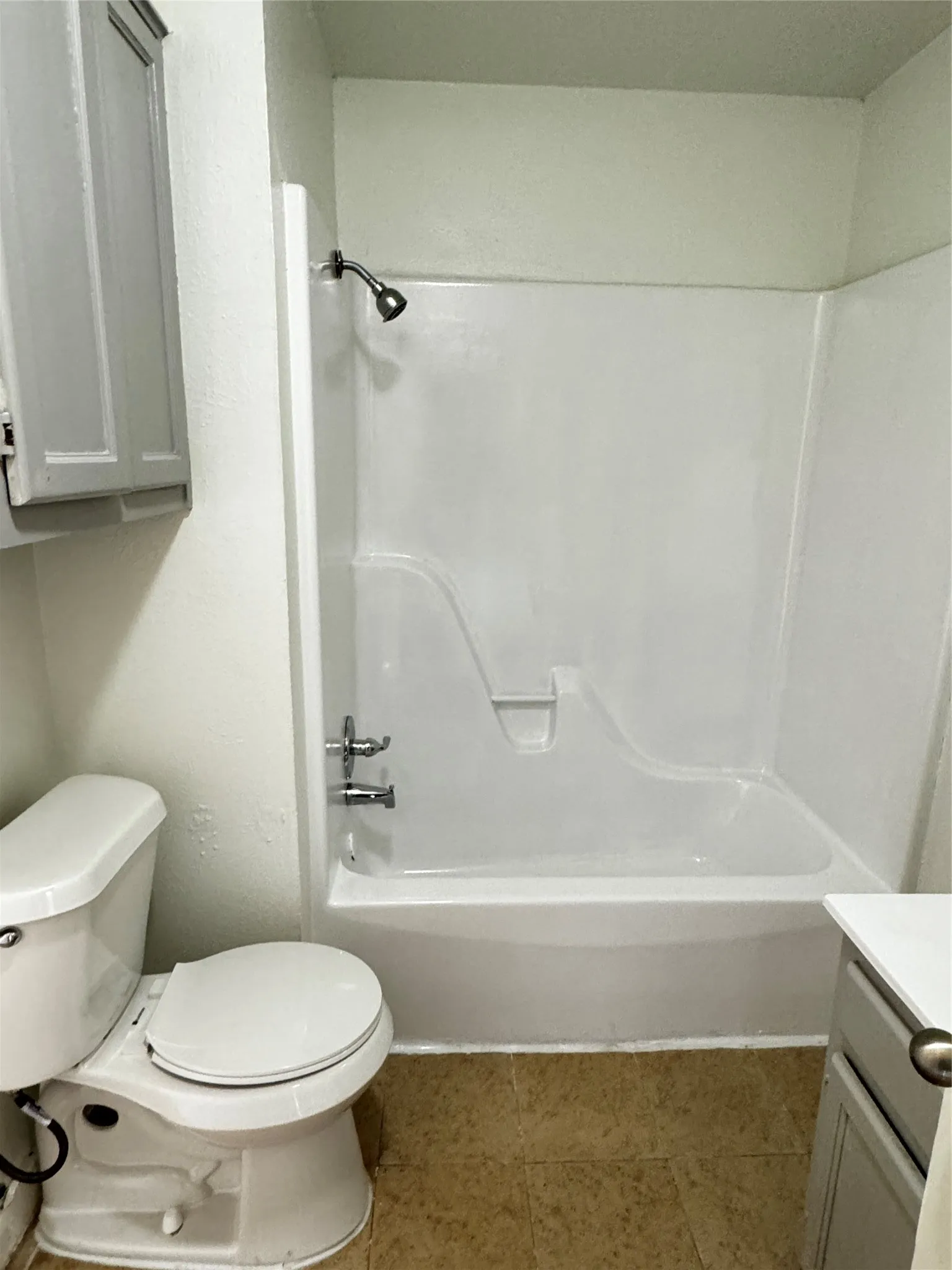 Duplex For Rent in Dallas County , 5410 Brookhollow Drive, Sachse, Texas 75048, 2 Bedroom, 2 Bathroom, 1 Garage spaces, 1,400 Sqft, built in 1983, mls#21346672, Real Estate Agent in Sachse, Homes For Rent in Dallas county, Homes For Rent in Sachse, Realtor in Sachse Texas, Real Estate Brokerage Independent Realty Texas, Luminita Cordes Realtor