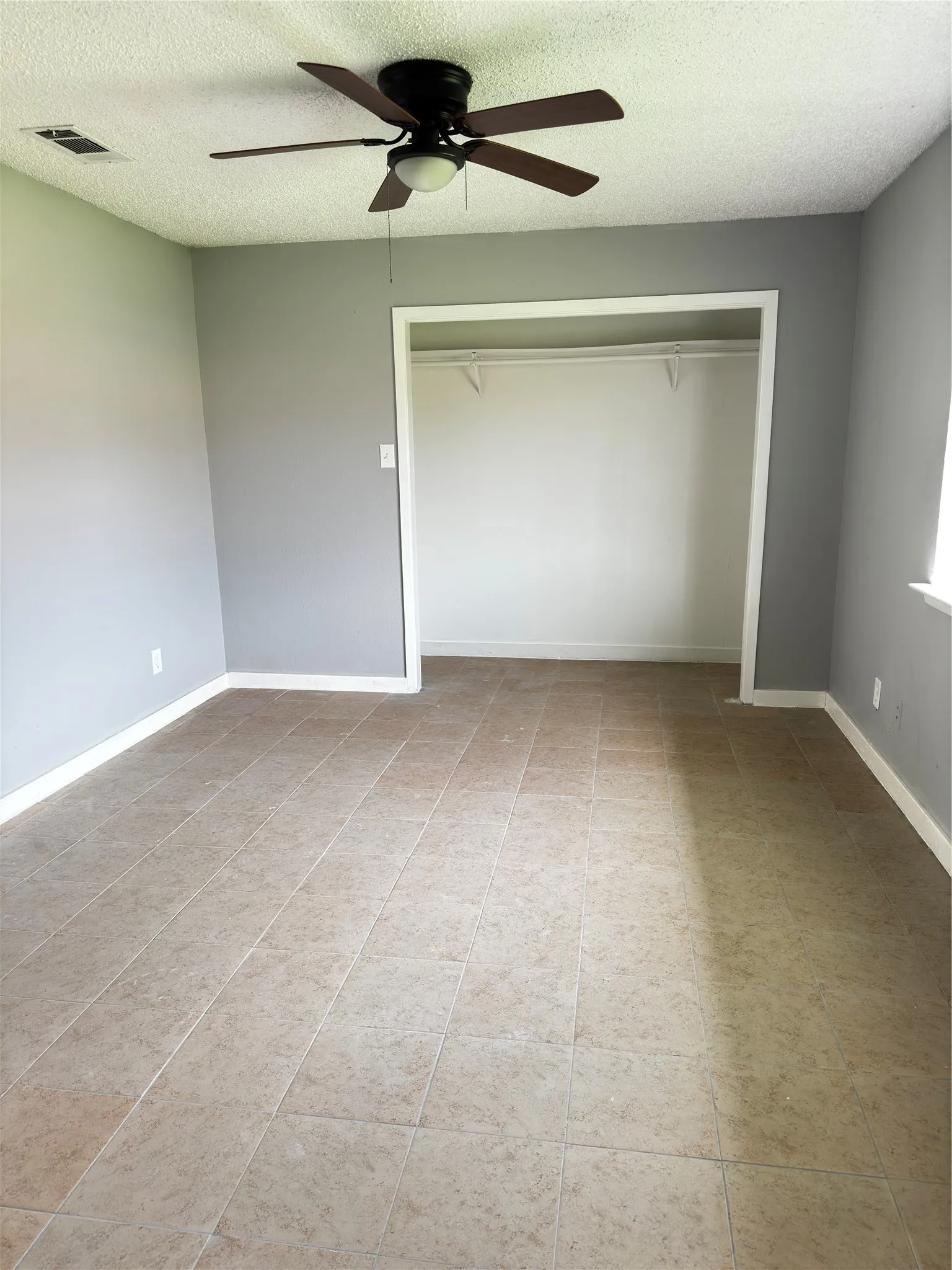 Duplex For Rent in Dallas County , 5410 Brookhollow Drive, Sachse, Texas 75048, 2 Bedroom, 2 Bathroom, 1 Garage spaces, 1,400 Sqft, built in 1983, mls#21346672, Real Estate Agent in Sachse, Homes For Rent in Dallas county, Homes For Rent in Sachse, Realtor in Sachse Texas, Real Estate Brokerage Independent Realty Texas, Luminita Cordes Realtor