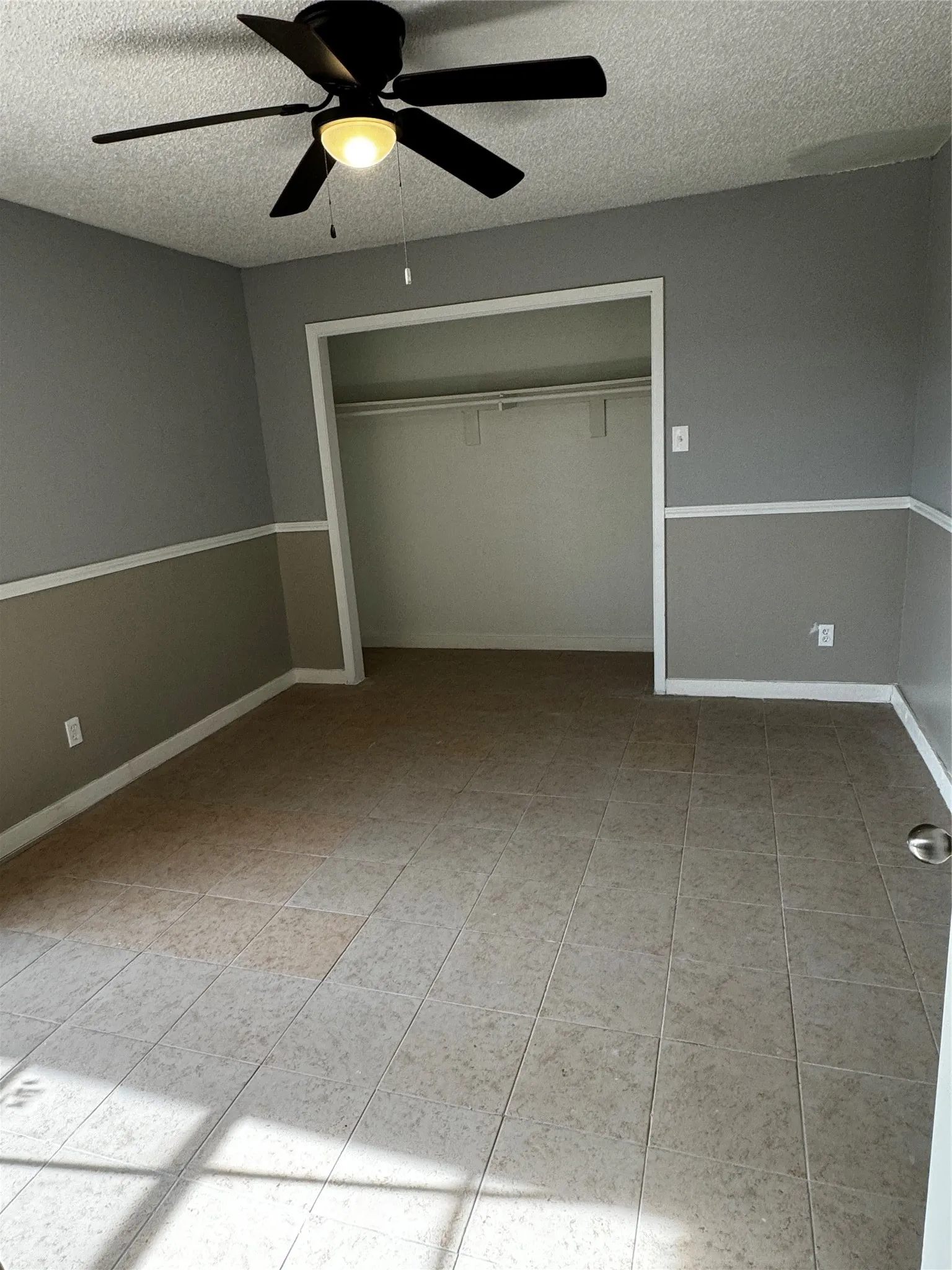 Duplex For Rent in Dallas County , 5410 Brookhollow Drive, Sachse, Texas 75048, 2 Bedroom, 2 Bathroom, 1 Garage spaces, 1,400 Sqft, built in 1983, mls#21346672, Real Estate Agent in Sachse, Homes For Rent in Dallas county, Homes For Rent in Sachse, Realtor in Sachse Texas, Real Estate Brokerage Independent Realty Texas, Luminita Cordes Realtor