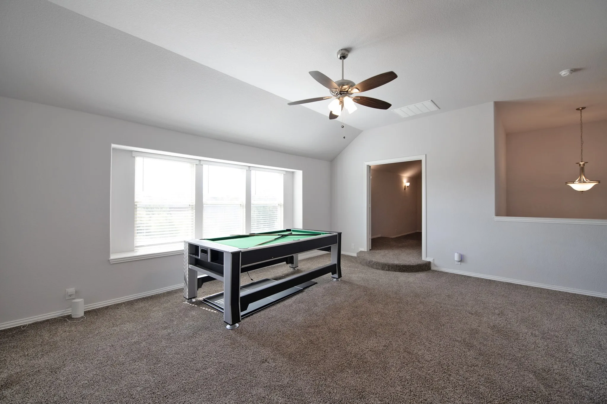 Single Family Residence For Sale in Kaufman County , 3603 Monticello Way, Forney, Texas 75126, 4 Bedroom, 3 Bathroom, 2 Garage spaces, 3,435 Sqft, built in 2021, mls#21346625, Real Estate Agent in Forney, Homes For Sale in Kaufman county, Homes For Sale in Forney, Realtor in Forney Texas, Real Estate Brokerage Independent Realty Texas, Luminita Cordes Realtor