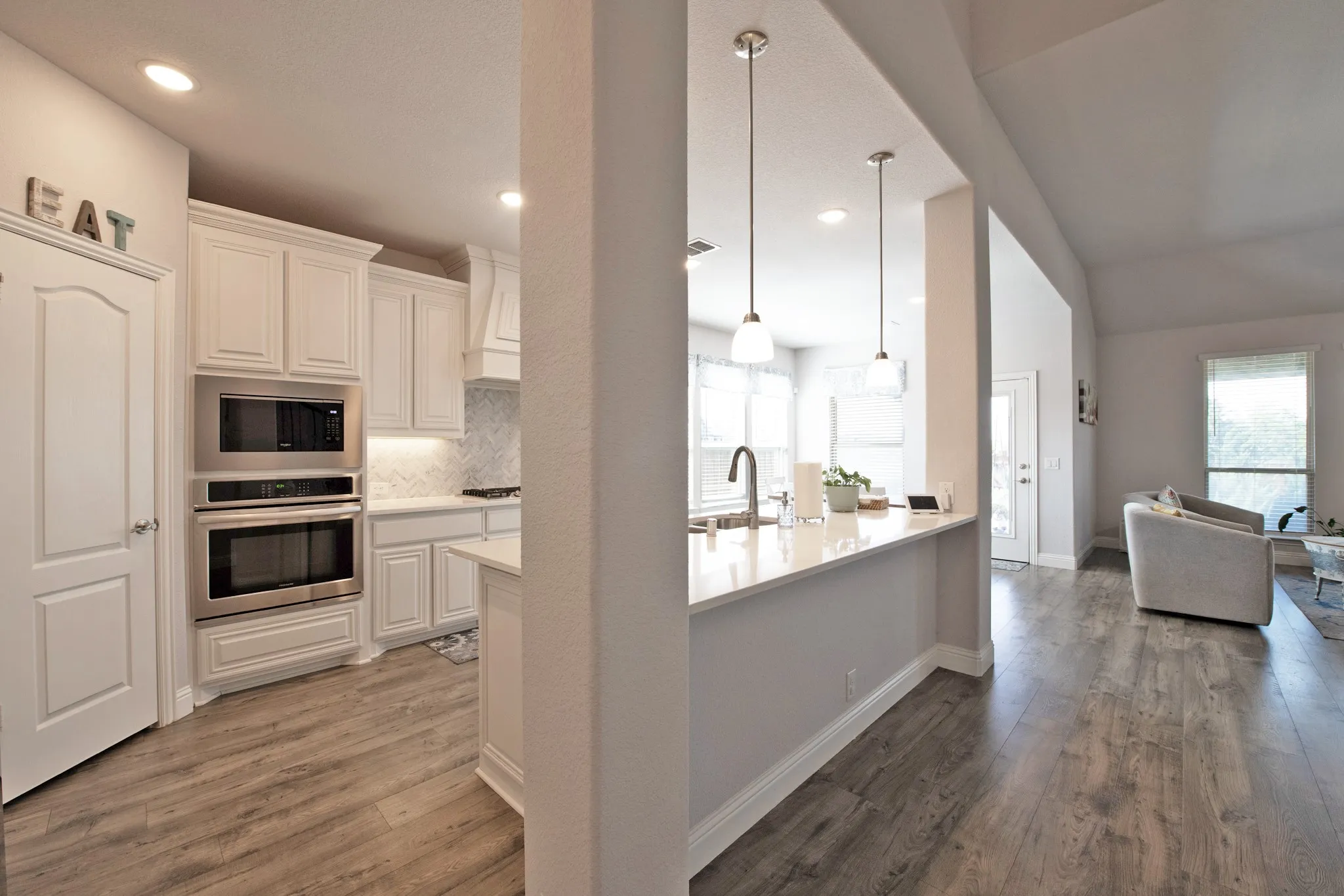 Single Family Residence For Sale in Kaufman County , 3603 Monticello Way, Forney, Texas 75126, 4 Bedroom, 3 Bathroom, 2 Garage spaces, 3,435 Sqft, built in 2021, mls#21346625, Real Estate Agent in Forney, Homes For Sale in Kaufman county, Homes For Sale in Forney, Realtor in Forney Texas, Real Estate Brokerage Independent Realty Texas, Luminita Cordes Realtor