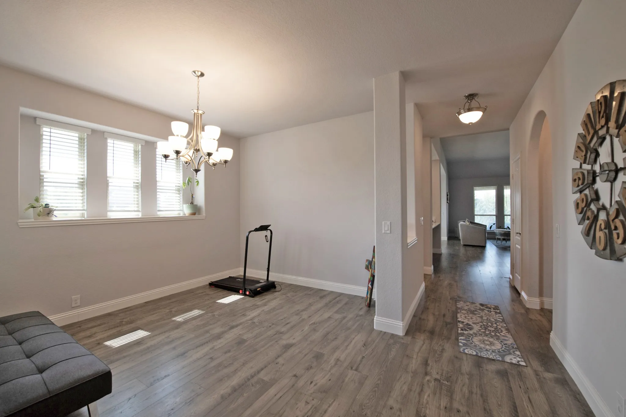 Single Family Residence For Sale in Kaufman County , 3603 Monticello Way, Forney, Texas 75126, 4 Bedroom, 3 Bathroom, 2 Garage spaces, 3,435 Sqft, built in 2021, mls#21346625, Real Estate Agent in Forney, Homes For Sale in Kaufman county, Homes For Sale in Forney, Realtor in Forney Texas, Real Estate Brokerage Independent Realty Texas, Luminita Cordes Realtor