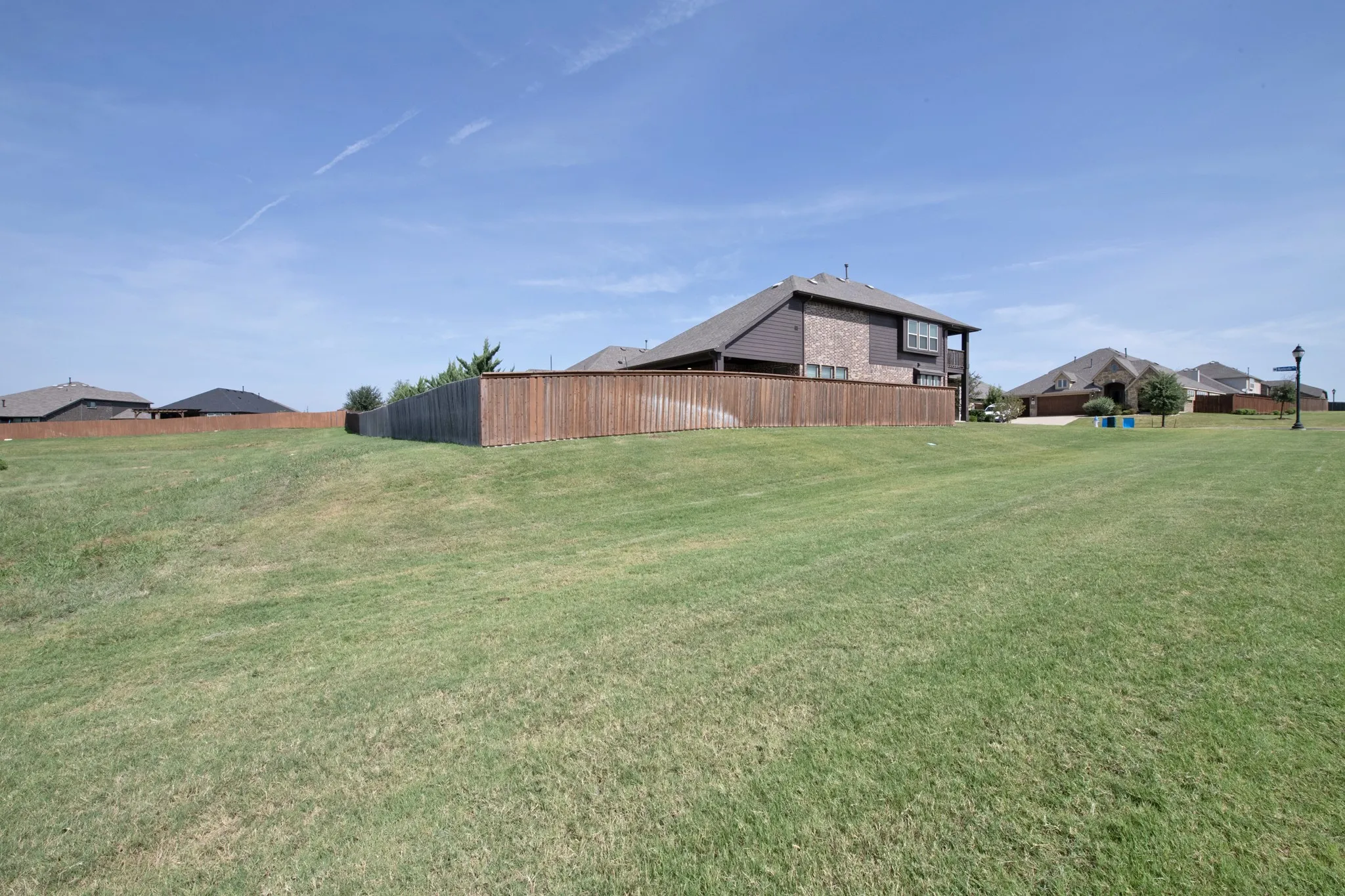 Single Family Residence For Sale in Kaufman County , 3603 Monticello Way, Forney, Texas 75126, 4 Bedroom, 3 Bathroom, 2 Garage spaces, 3,435 Sqft, built in 2021, mls#21346625, Real Estate Agent in Forney, Homes For Sale in Kaufman county, Homes For Sale in Forney, Realtor in Forney Texas, Real Estate Brokerage Independent Realty Texas, Luminita Cordes Realtor