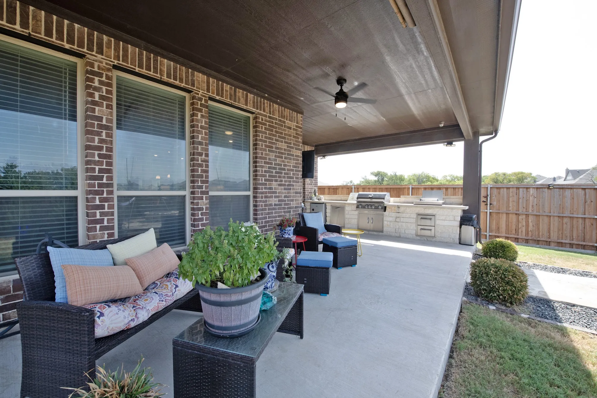 Single Family Residence For Sale in Kaufman County , 3603 Monticello Way, Forney, Texas 75126, 4 Bedroom, 3 Bathroom, 2 Garage spaces, 3,435 Sqft, built in 2021, mls#21346625, Real Estate Agent in Forney, Homes For Sale in Kaufman county, Homes For Sale in Forney, Realtor in Forney Texas, Real Estate Brokerage Independent Realty Texas, Luminita Cordes Realtor