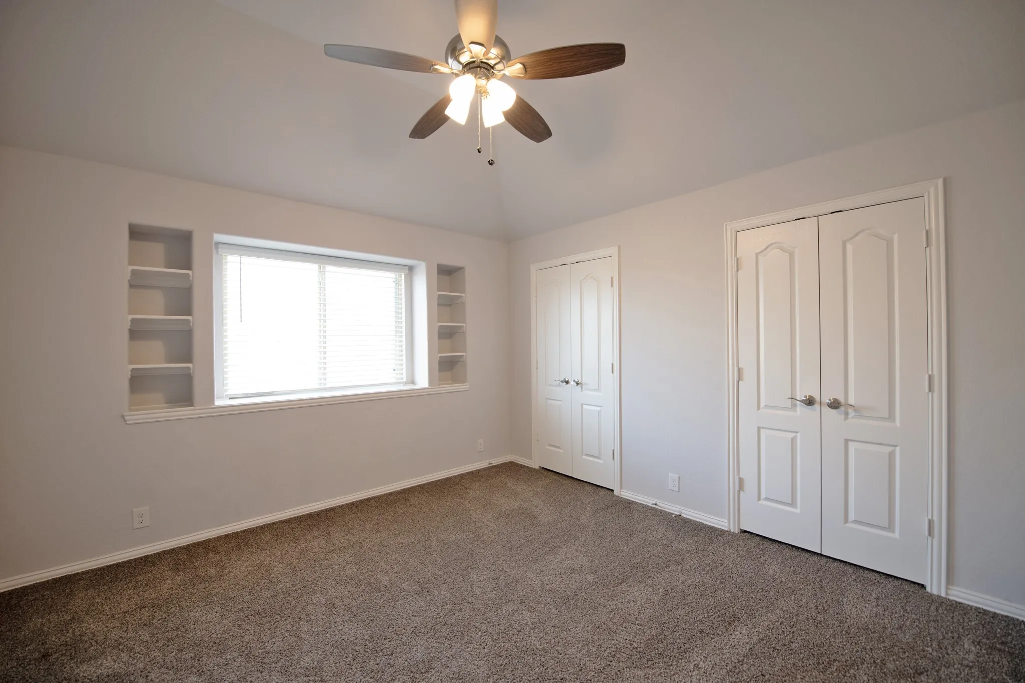Single Family Residence For Sale in Kaufman County , 3603 Monticello Way, Forney, Texas 75126, 4 Bedroom, 3 Bathroom, 2 Garage spaces, 3,435 Sqft, built in 2021, mls#21346625, Real Estate Agent in Forney, Homes For Sale in Kaufman county, Homes For Sale in Forney, Realtor in Forney Texas, Real Estate Brokerage Independent Realty Texas, Luminita Cordes Realtor