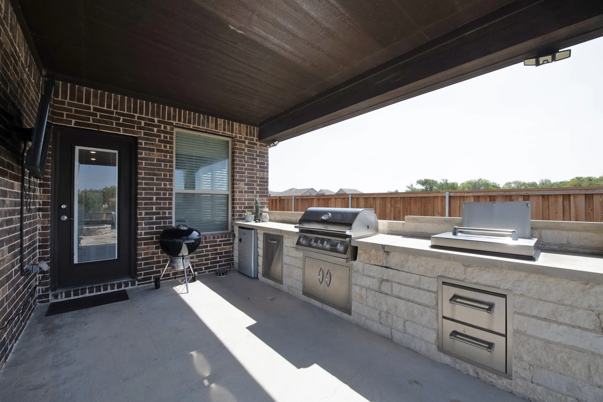Single Family Residence For Sale in Kaufman County , 3603 Monticello Way, Forney, Texas 75126, 4 Bedroom, 3 Bathroom, 2 Garage spaces, 3,435 Sqft, built in 2021, mls#21346625, Real Estate Agent in Forney, Homes For Sale in Kaufman county, Homes For Sale in Forney, Realtor in Forney Texas, Real Estate Brokerage Independent Realty Texas, Luminita Cordes Realtor