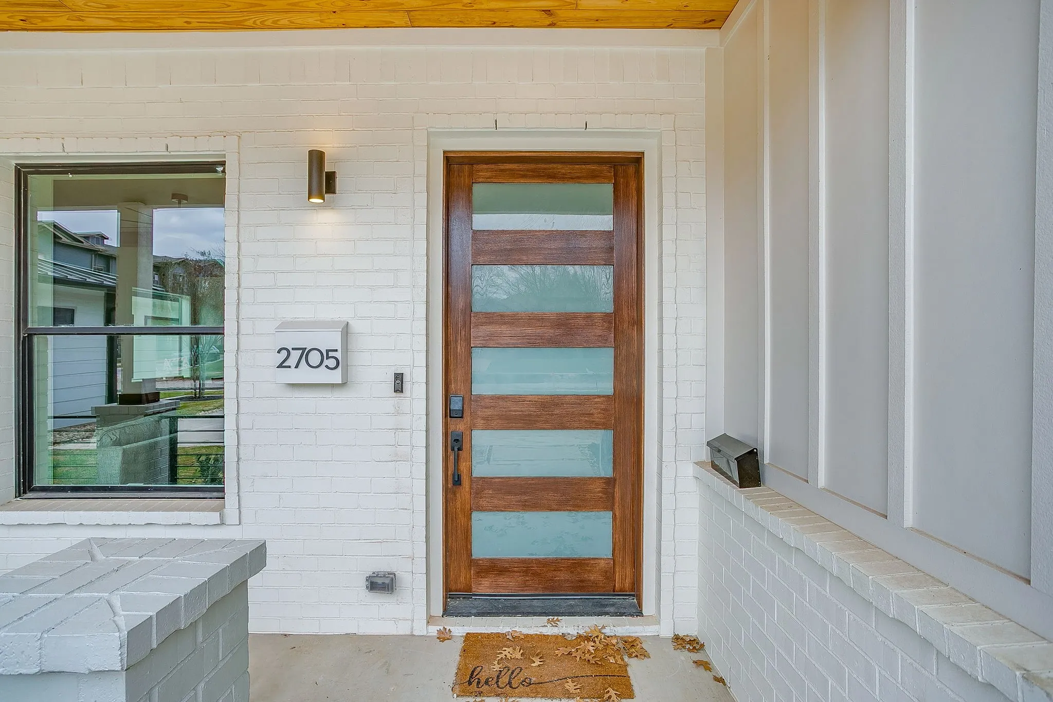Single Family Residence For Sale in Tarrant County , 2705 Gordon Avenue, Fort Worth, Texas 76110, 5 Bedroom, 6 Bathroom, Garage spaces, 2,837 Sqft, built in 2026, mls#21346473, Real Estate Agent in Fort Worth, Homes For Sale in Tarrant county, Homes For Sale in Fort Worth, Realtor in Fort Worth Texas, Real Estate Brokerage Independent Realty Texas, Luminita Cordes Realtor
