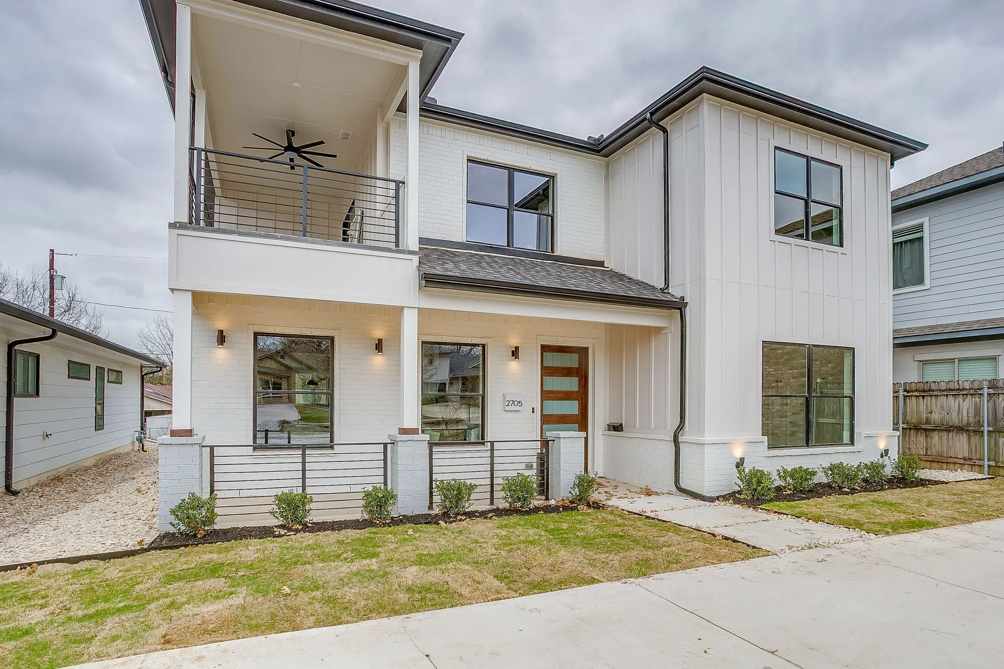 Single Family Residence For Sale in Tarrant County , 2705 Gordon Avenue, Fort Worth, Texas 76110, 5 Bedroom, 6 Bathroom, Garage spaces, 2,837 Sqft, built in 2026, mls#21346473, Real Estate Agent in Fort Worth, Homes For Sale in Tarrant county, Homes For Sale in Fort Worth, Realtor in Fort Worth Texas, Real Estate Brokerage Independent Realty Texas, Luminita Cordes Realtor