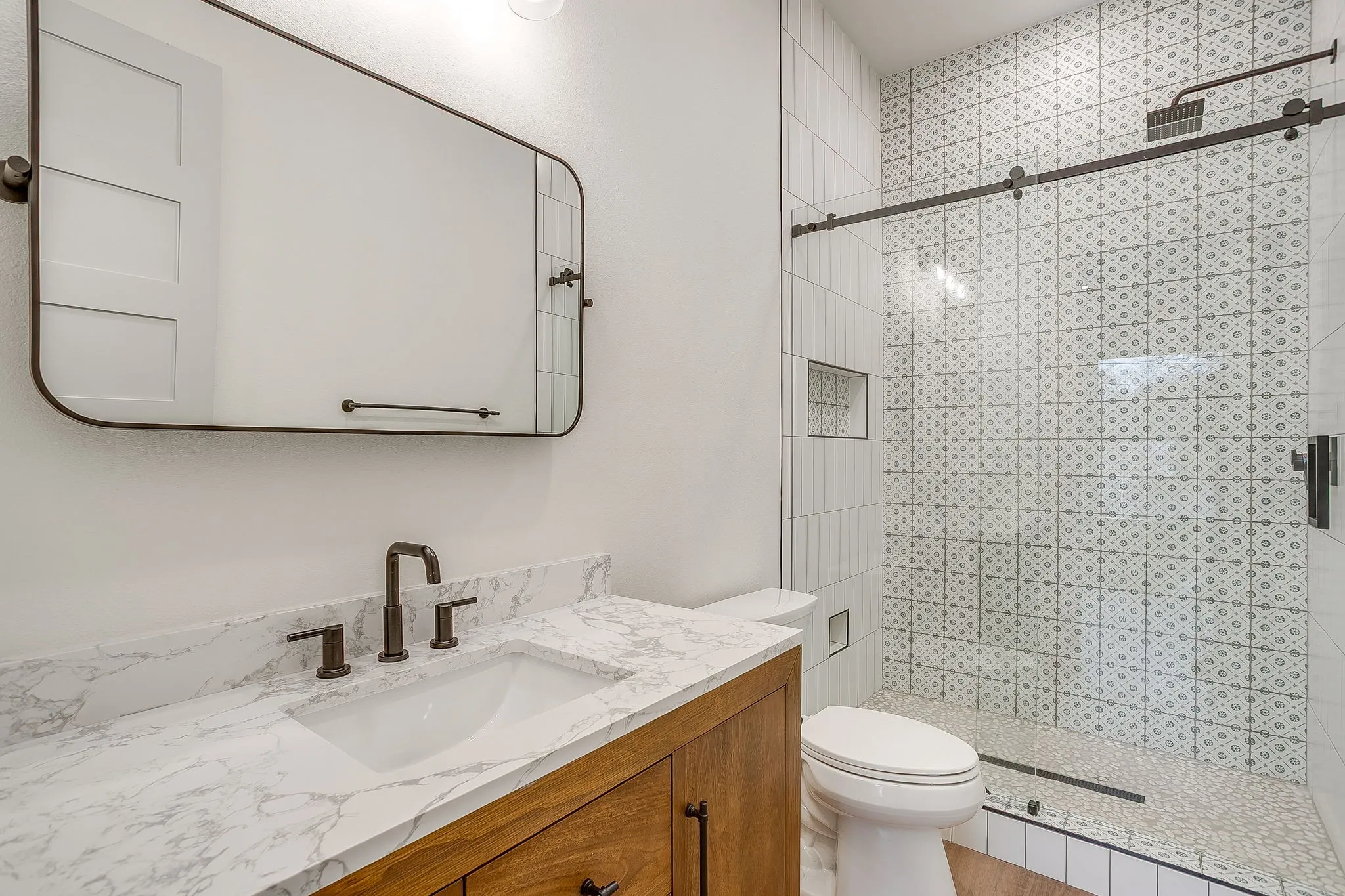 Single Family Residence For Sale in Tarrant County , 2705 Gordon Avenue, Fort Worth, Texas 76110, 5 Bedroom, 6 Bathroom, Garage spaces, 2,837 Sqft, built in 2026, mls#21346473, Real Estate Agent in Fort Worth, Homes For Sale in Tarrant county, Homes For Sale in Fort Worth, Realtor in Fort Worth Texas, Real Estate Brokerage Independent Realty Texas, Luminita Cordes Realtor