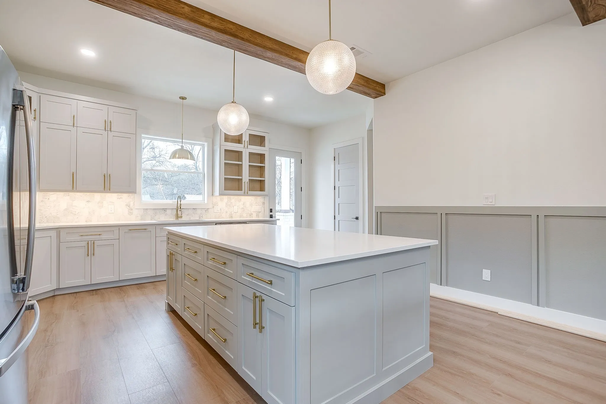 Single Family Residence For Sale in Tarrant County , 2705 Gordon Avenue, Fort Worth, Texas 76110, 5 Bedroom, 6 Bathroom, Garage spaces, 2,837 Sqft, built in 2026, mls#21346473, Real Estate Agent in Fort Worth, Homes For Sale in Tarrant county, Homes For Sale in Fort Worth, Realtor in Fort Worth Texas, Real Estate Brokerage Independent Realty Texas, Luminita Cordes Realtor