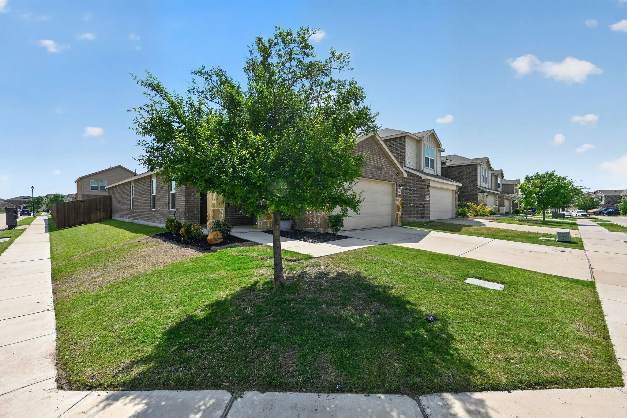 Single Family Residence For Sale in Kaufman County , 1552 Vega Drive, Forney, Texas 75126, 3 Bedroom, 2 Bathroom, 2 Garage spaces, 1,517 Sqft, built in 2021, mls#21346682, Real Estate Agent in Forney, Homes For Sale in Kaufman county, Homes For Sale in Forney, Realtor in Forney Texas, Real Estate Brokerage Independent Realty Texas, Luminita Cordes Realtor