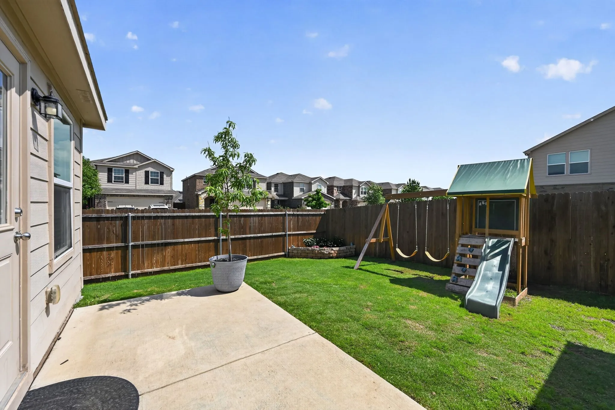 Single Family Residence For Sale in Kaufman County , 1552 Vega Drive, Forney, Texas 75126, 3 Bedroom, 2 Bathroom, 2 Garage spaces, 1,517 Sqft, built in 2021, mls#21346682, Real Estate Agent in Forney, Homes For Sale in Kaufman county, Homes For Sale in Forney, Realtor in Forney Texas, Real Estate Brokerage Independent Realty Texas, Luminita Cordes Realtor