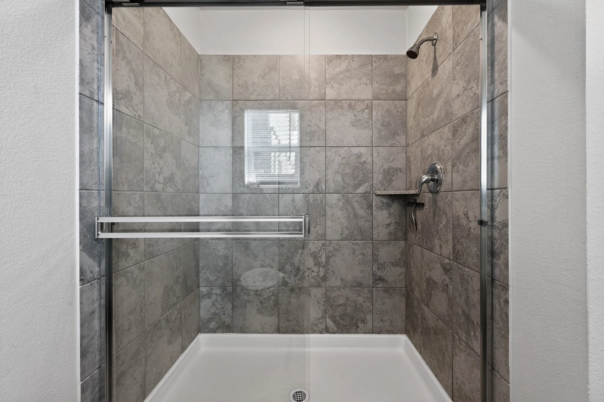 Single Family Residence For Sale in Kaufman County , 1552 Vega Drive, Forney, Texas 75126, 3 Bedroom, 2 Bathroom, 2 Garage spaces, 1,517 Sqft, built in 2021, mls#21346682, Real Estate Agent in Forney, Homes For Sale in Kaufman county, Homes For Sale in Forney, Realtor in Forney Texas, Real Estate Brokerage Independent Realty Texas, Luminita Cordes Realtor