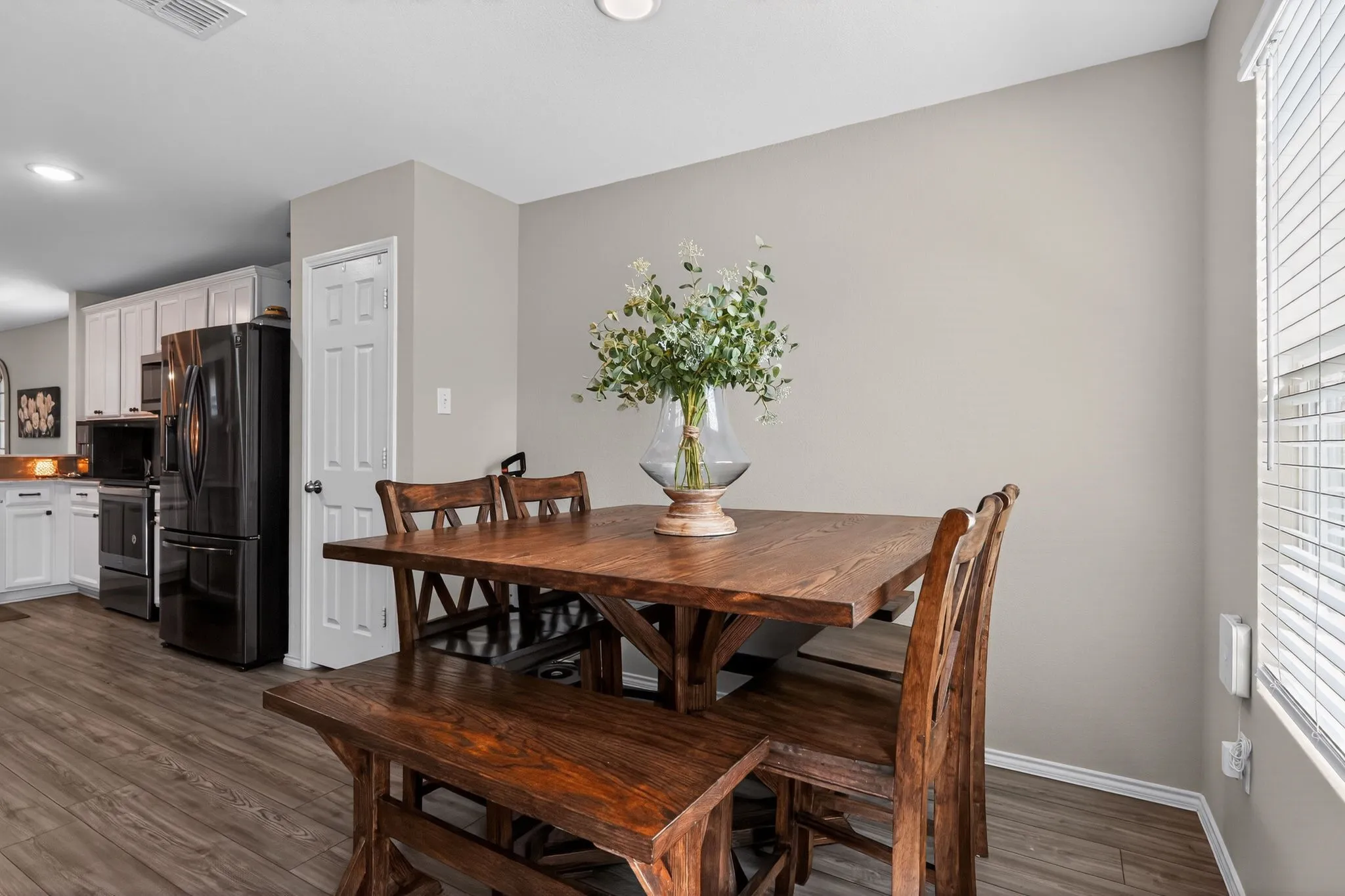 Single Family Residence For Sale in Kaufman County , 1552 Vega Drive, Forney, Texas 75126, 3 Bedroom, 2 Bathroom, 2 Garage spaces, 1,517 Sqft, built in 2021, mls#21346682, Real Estate Agent in Forney, Homes For Sale in Kaufman county, Homes For Sale in Forney, Realtor in Forney Texas, Real Estate Brokerage Independent Realty Texas, Luminita Cordes Realtor