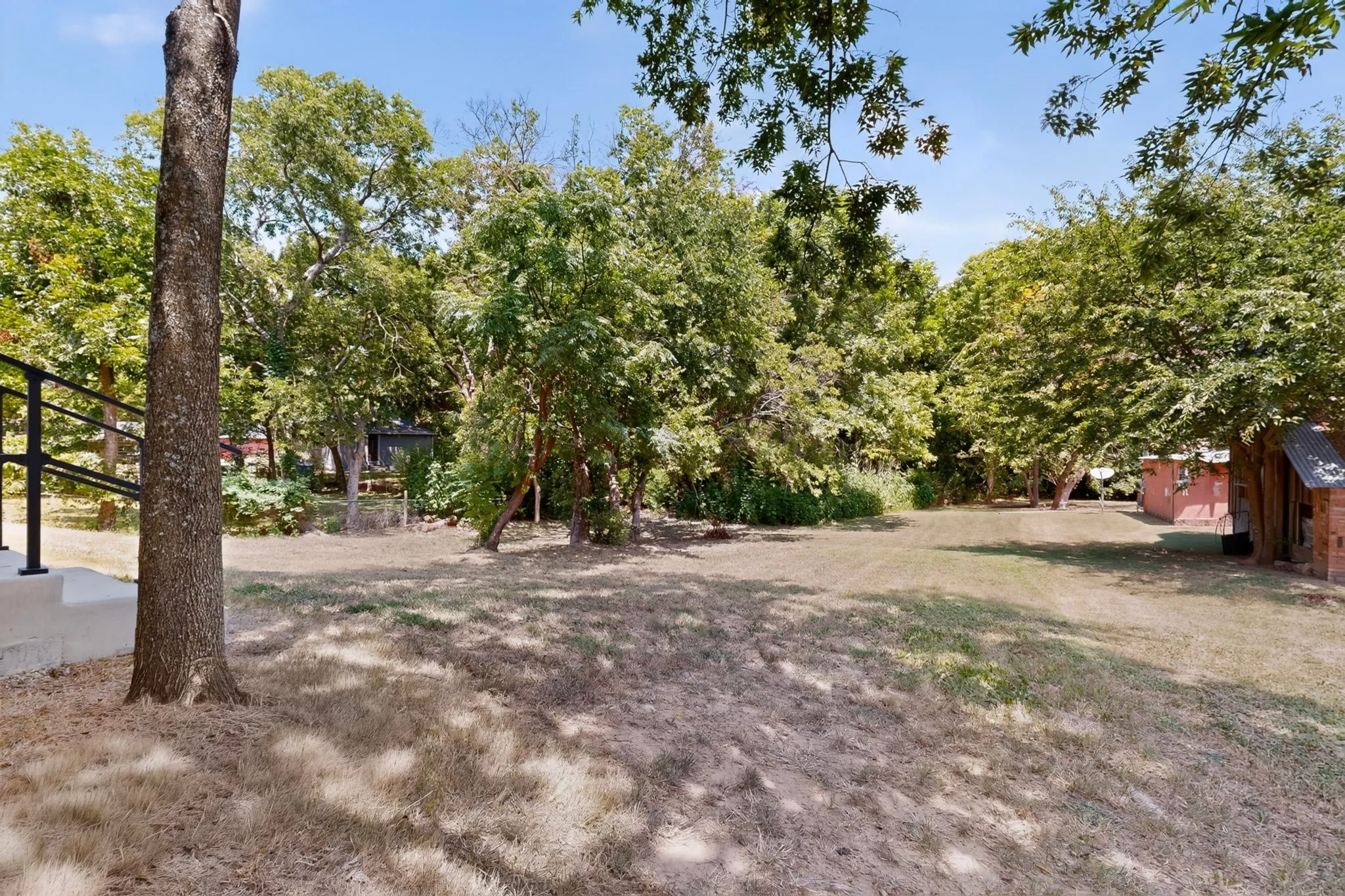 Single Family Residence For Sale in Kaufman County , 609 E Grove Street, Kaufman, Texas 75142, 3 Bedrooms, 4 Bathrooms, 2 Garage spaces, 1,828 Sqft, built in 2026, Price $374,900, mls#21346458, Real Estate Agent in Kaufman, Homes For Sale in Kaufman county, Homes For Sale in Kaufman, Realtor in Kaufman Texas, Real Estate Brokerage Independent Realty Texas, Luminita Cordes Realtor