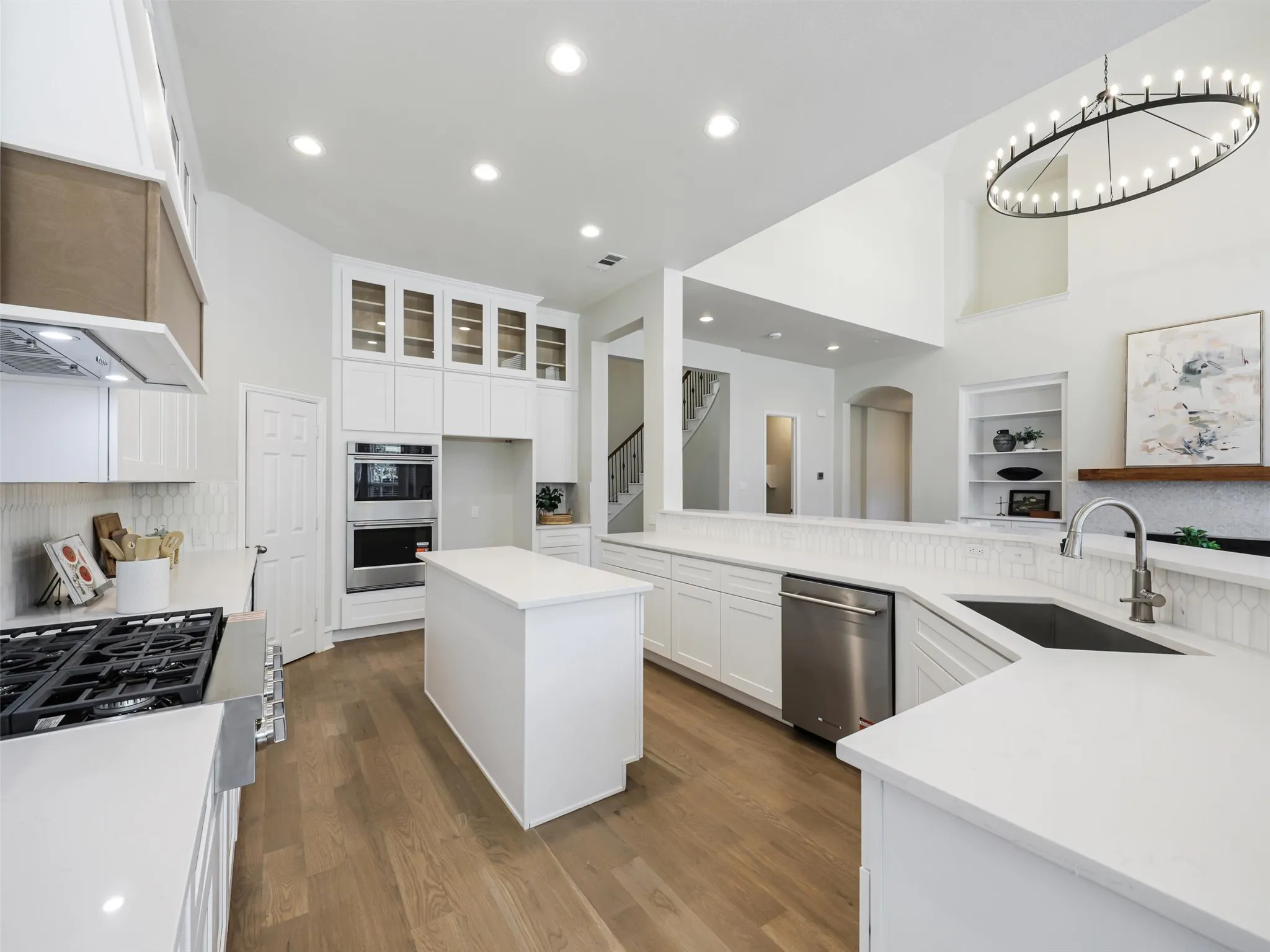 Single Family Residence For Sale in Collin County , 7798 Meadow Hill Drive, Frisco, Texas 75033, 4 Bedroom, 4 Bathroom, 3 Garage spaces, 5,073 Sqft, built in 2002, mls#21345274, Real Estate Agent in Frisco, Homes For Sale in Collin county, Homes For Sale in Frisco, Realtor in Frisco Texas, Real Estate Brokerage Independent Realty Texas, Luminita Cordes Realtor