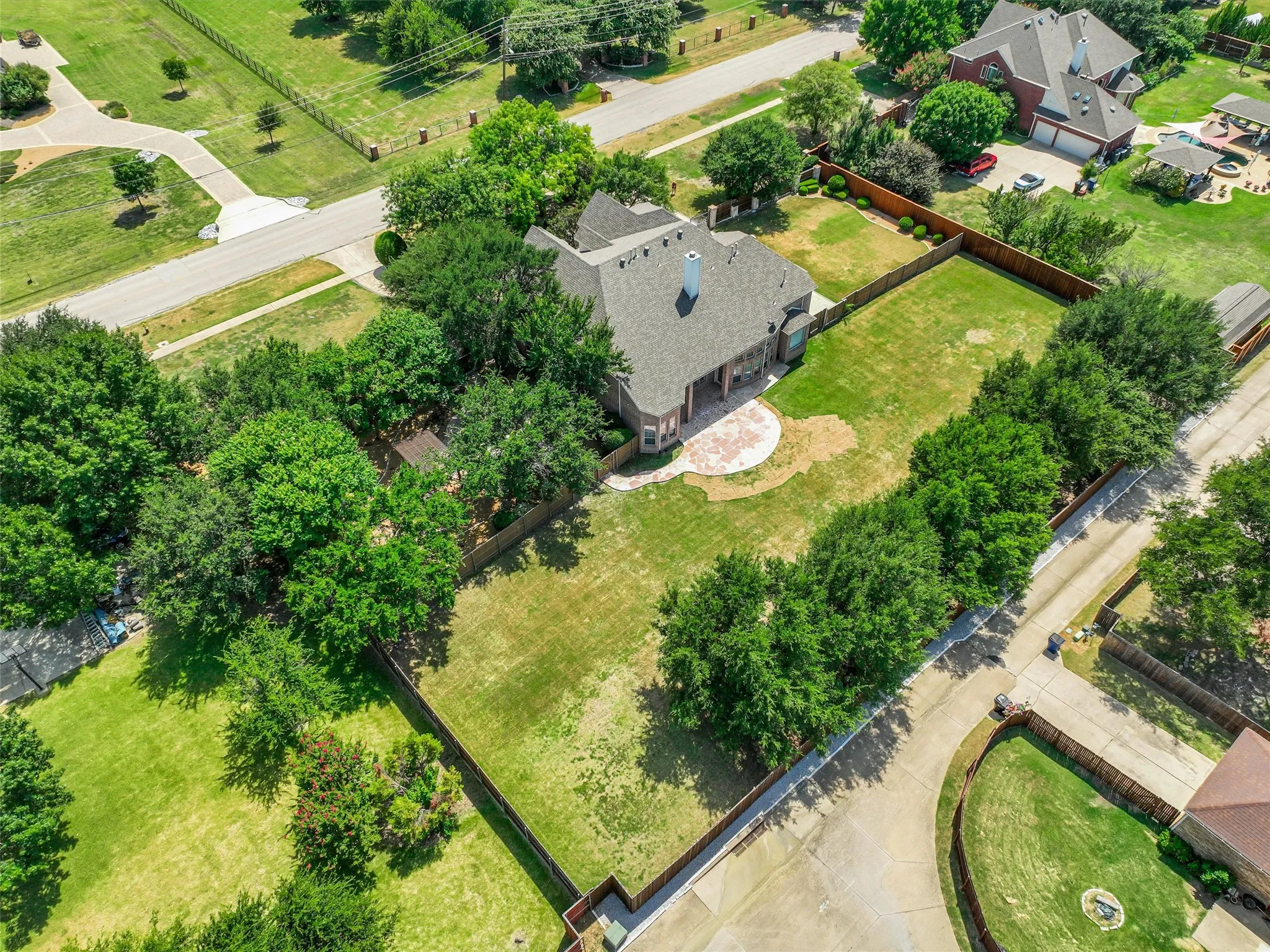 Single Family Residence For Sale in Collin County , 7798 Meadow Hill Drive, Frisco, Texas 75033, 4 Bedroom, 4 Bathroom, 3 Garage spaces, 5,073 Sqft, built in 2002, mls#21345274, Real Estate Agent in Frisco, Homes For Sale in Collin county, Homes For Sale in Frisco, Realtor in Frisco Texas, Real Estate Brokerage Independent Realty Texas, Luminita Cordes Realtor