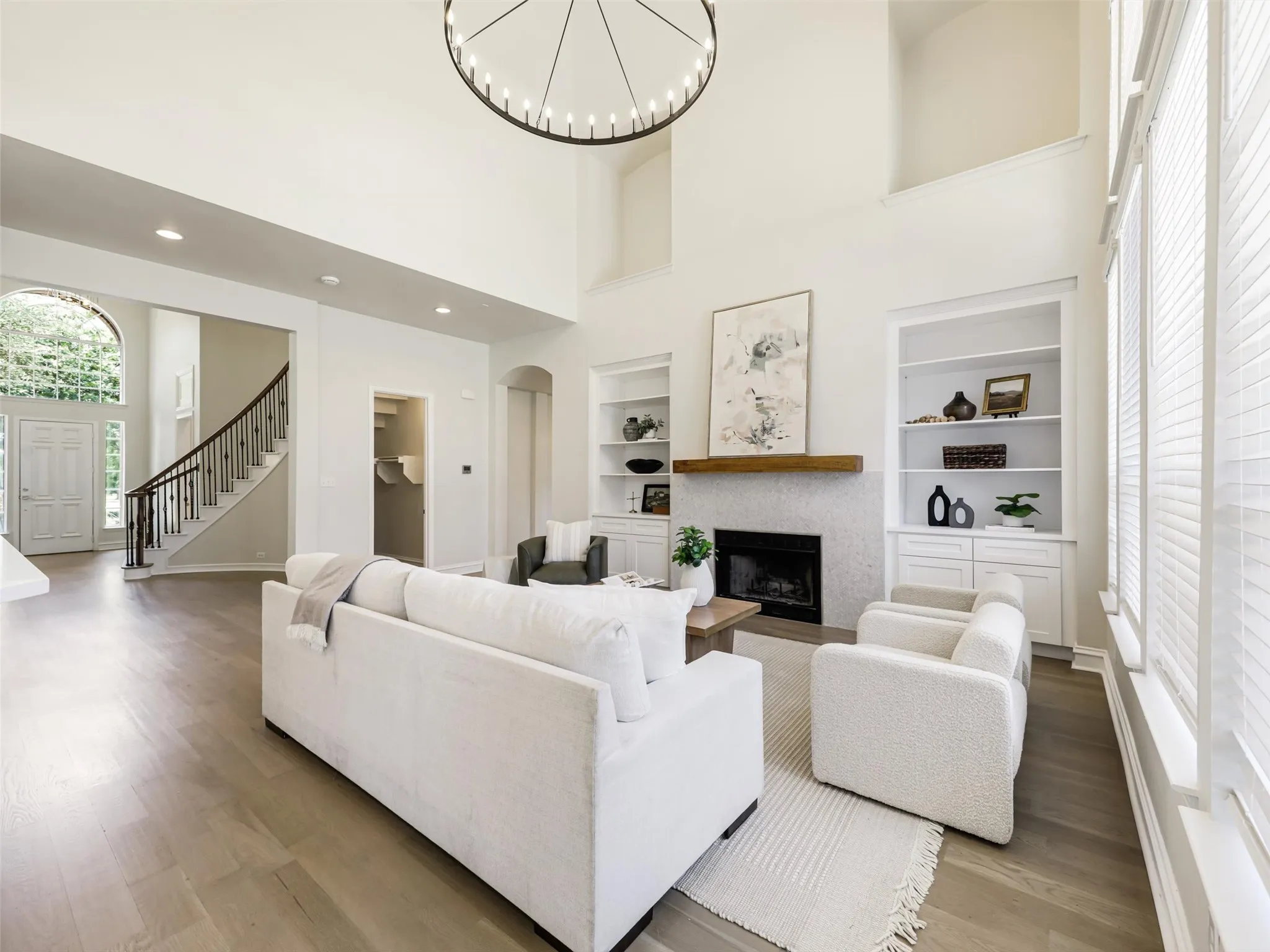 Single Family Residence For Sale in Collin County , 7798 Meadow Hill Drive, Frisco, Texas 75033, 4 Bedroom, 4 Bathroom, 3 Garage spaces, 5,073 Sqft, built in 2002, mls#21345274, Real Estate Agent in Frisco, Homes For Sale in Collin county, Homes For Sale in Frisco, Realtor in Frisco Texas, Real Estate Brokerage Independent Realty Texas, Luminita Cordes Realtor
