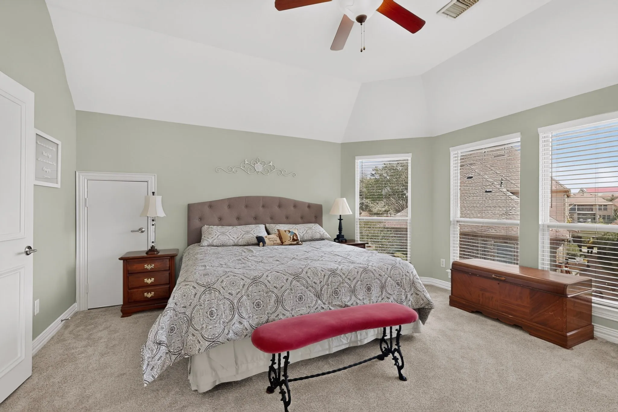 Single Family Residence For Sale in Collin County , 20 Glistening Pond Drive, Frisco, Texas 75034, 4 Bedroom, 4 Bathroom, 2 Garage spaces, 3,476 Sqft, built in 2005, mls#21346350, Real Estate Agent in Frisco, Homes For Sale in Collin county, Homes For Sale in Frisco, Realtor in Frisco Texas, Real Estate Brokerage Independent Realty Texas, Luminita Cordes Realtor