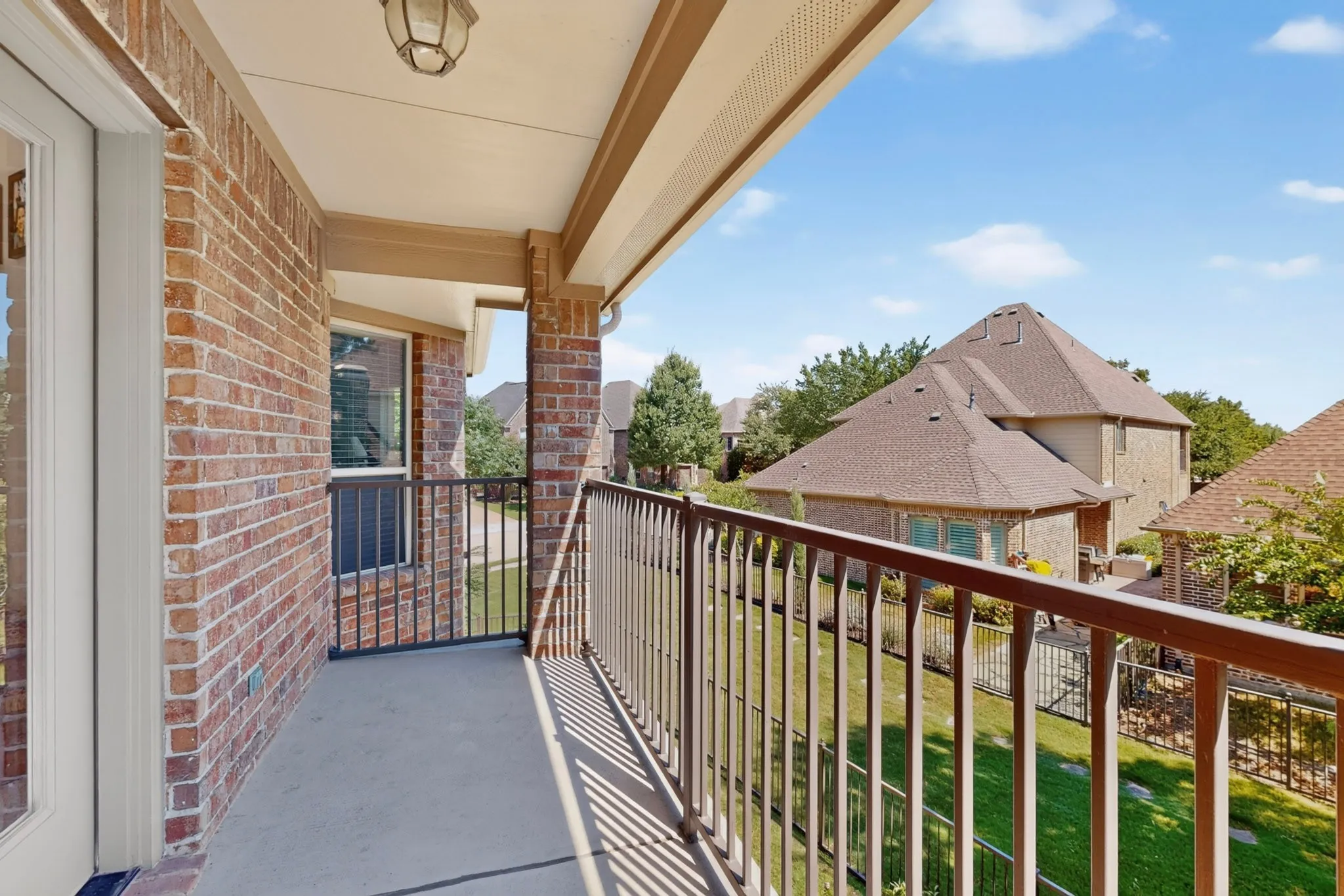 Single Family Residence For Sale in Collin County , 20 Glistening Pond Drive, Frisco, Texas 75034, 4 Bedroom, 4 Bathroom, 2 Garage spaces, 3,476 Sqft, built in 2005, mls#21346350, Real Estate Agent in Frisco, Homes For Sale in Collin county, Homes For Sale in Frisco, Realtor in Frisco Texas, Real Estate Brokerage Independent Realty Texas, Luminita Cordes Realtor