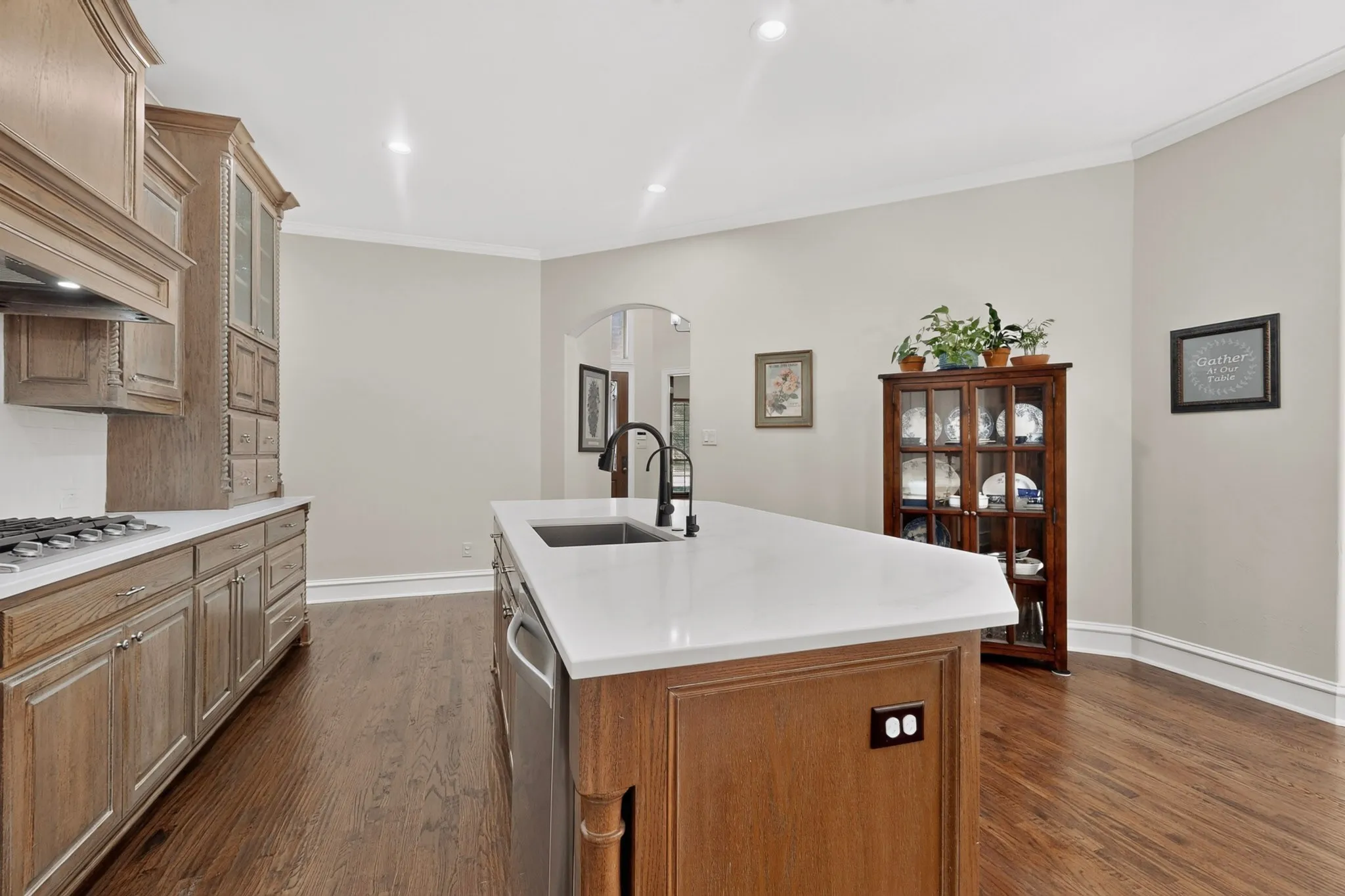 Single Family Residence For Sale in Collin County , 20 Glistening Pond Drive, Frisco, Texas 75034, 4 Bedroom, 4 Bathroom, 2 Garage spaces, 3,476 Sqft, built in 2005, mls#21346350, Real Estate Agent in Frisco, Homes For Sale in Collin county, Homes For Sale in Frisco, Realtor in Frisco Texas, Real Estate Brokerage Independent Realty Texas, Luminita Cordes Realtor