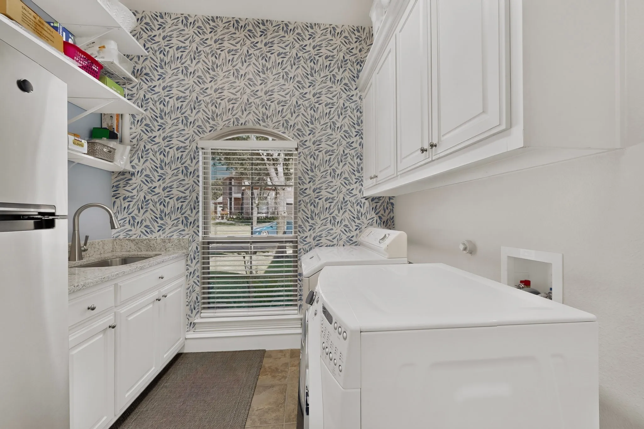 Single Family Residence For Sale in Collin County , 20 Glistening Pond Drive, Frisco, Texas 75034, 4 Bedroom, 4 Bathroom, 2 Garage spaces, 3,476 Sqft, built in 2005, mls#21346350, Real Estate Agent in Frisco, Homes For Sale in Collin county, Homes For Sale in Frisco, Realtor in Frisco Texas, Real Estate Brokerage Independent Realty Texas, Luminita Cordes Realtor