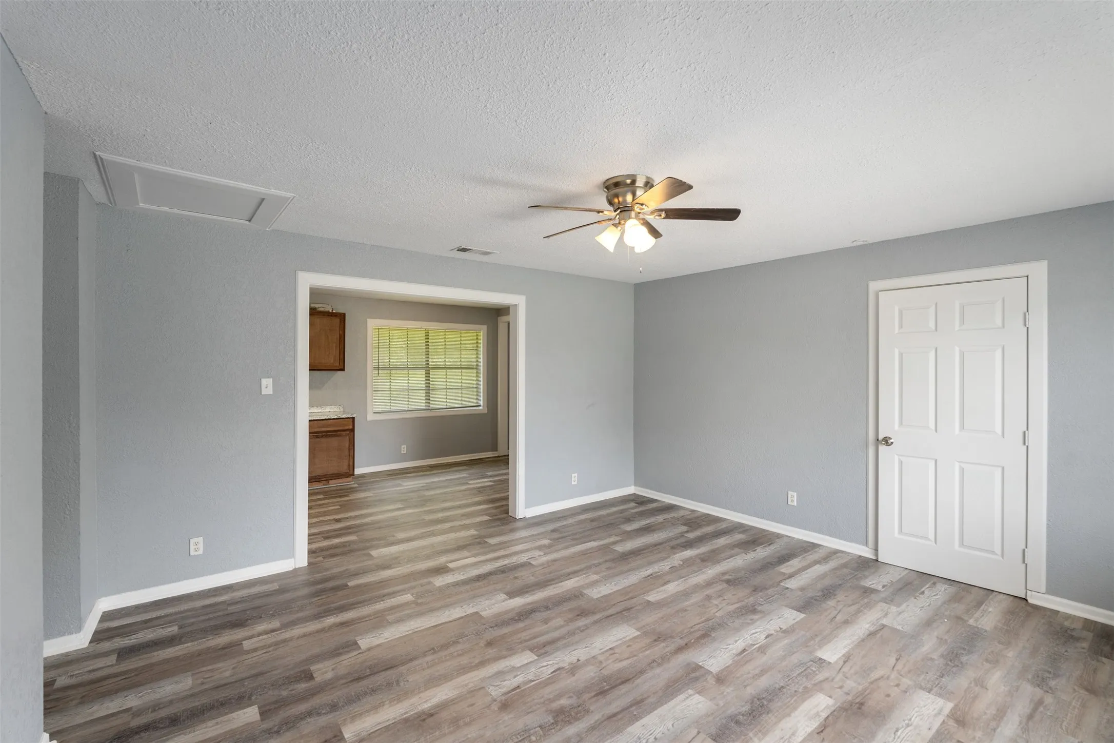 Single Family Residence For Sale in Freestone County , 115 Fcr 969, Wortham, Texas 76693, 4 Bedroom, 2 Bathroom, Garage spaces, 1,800 Sqft, built in 1980, mls#21345660, Real Estate Agent in Wortham, Homes For Sale in Freestone county, Homes For Sale in Wortham, Realtor in Wortham Texas, Real Estate Brokerage Independent Realty Texas, Luminita Cordes Realtor