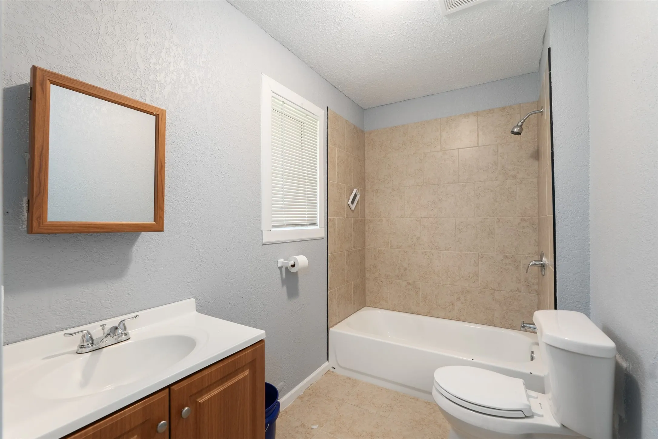Single Family Residence For Sale in Freestone County , 115 Fcr 969, Wortham, Texas 76693, 4 Bedroom, 2 Bathroom, Garage spaces, 1,800 Sqft, built in 1980, mls#21345660, Real Estate Agent in Wortham, Homes For Sale in Freestone county, Homes For Sale in Wortham, Realtor in Wortham Texas, Real Estate Brokerage Independent Realty Texas, Luminita Cordes Realtor