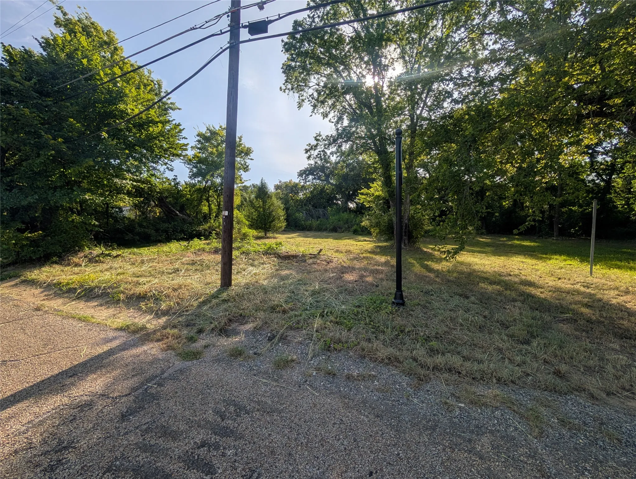 Improved Land For Sale in Grayson County , 910 N Houston Avenue, Denison, Texas 75021, 0, 0, Garage spaces, 0 Sqft, built in 0, Price $100,000, mls#21343594, Real Estate Agent in Denison, Homes For Sale in Grayson county, Homes For Sale in Denison, Realtor in Denison Texas, Real Estate Brokerage Independent Realty Texas, Luminita Cordes Realtor