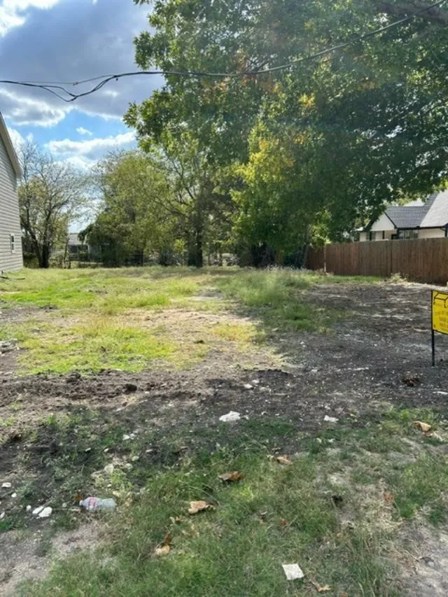 Unimproved Land For Sale in Grayson County , 402 E Bonham Street, Tom Bean, Texas 75491, 0, 0, Garage spaces, 0 Sqft, built in 0, Price $72,000, mls#21346706, Real Estate Agent in Tom Bean, Homes For Sale in Grayson county, Homes For Sale in Tom Bean, Realtor in Tom Bean Texas, Real Estate Brokerage Independent Realty Texas, Luminita Cordes Realtor