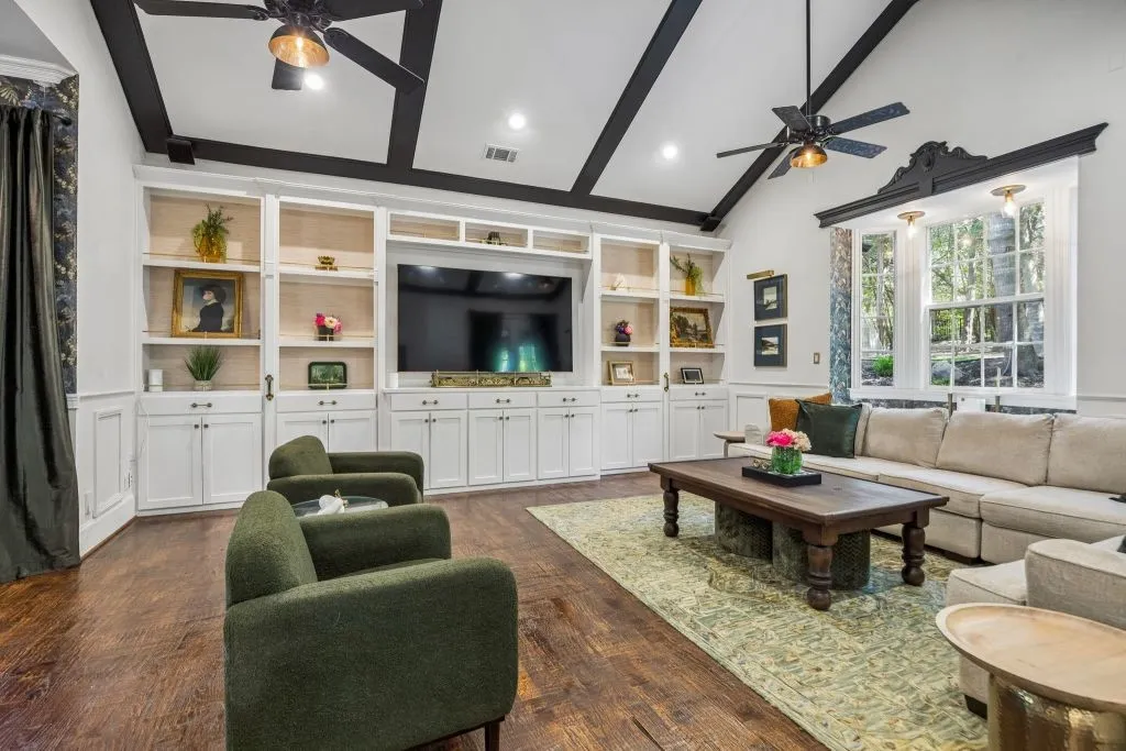 Single Family Residence For Sale in Collin County , 12 Misty Meadow Drive, Melissa, Texas 75454, 5 Bedroom, 5 Bathroom, 3 Garage spaces, 5,197 Sqft, built in 1998, mls#21346667, Real Estate Agent in Melissa, Homes For Sale in Collin county, Homes For Sale in Melissa, Realtor in Melissa Texas, Real Estate Brokerage Independent Realty Texas, Luminita Cordes Realtor