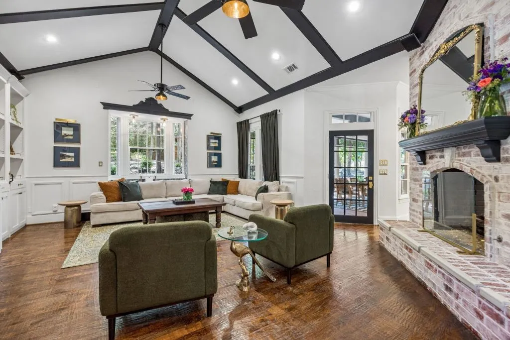 Single Family Residence For Sale in Collin County , 12 Misty Meadow Drive, Melissa, Texas 75454, 5 Bedroom, 5 Bathroom, 3 Garage spaces, 5,197 Sqft, built in 1998, mls#21346667, Real Estate Agent in Melissa, Homes For Sale in Collin county, Homes For Sale in Melissa, Realtor in Melissa Texas, Real Estate Brokerage Independent Realty Texas, Luminita Cordes Realtor