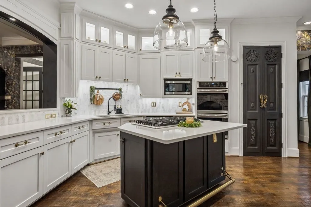 Single Family Residence For Sale in Collin County , 12 Misty Meadow Drive, Melissa, Texas 75454, 5 Bedroom, 5 Bathroom, 3 Garage spaces, 5,197 Sqft, built in 1998, mls#21346667, Real Estate Agent in Melissa, Homes For Sale in Collin county, Homes For Sale in Melissa, Realtor in Melissa Texas, Real Estate Brokerage Independent Realty Texas, Luminita Cordes Realtor