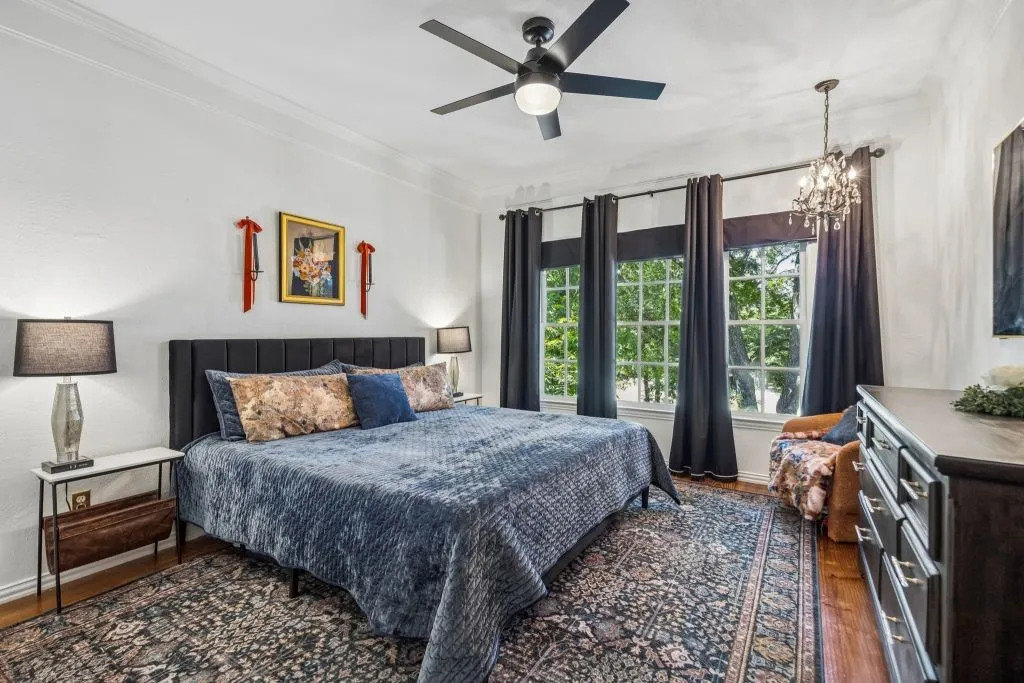 Single Family Residence For Sale in Collin County , 12 Misty Meadow Drive, Melissa, Texas 75454, 5 Bedroom, 5 Bathroom, 3 Garage spaces, 5,197 Sqft, built in 1998, mls#21346667, Real Estate Agent in Melissa, Homes For Sale in Collin county, Homes For Sale in Melissa, Realtor in Melissa Texas, Real Estate Brokerage Independent Realty Texas, Luminita Cordes Realtor