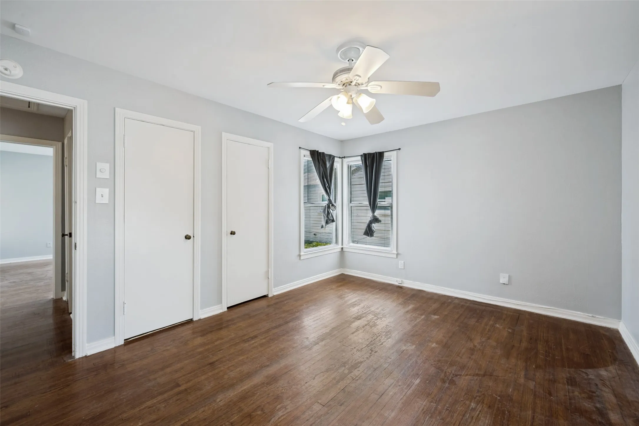 Single Family Residence For Rent in Tarrant County , 4009 Anita Avenue, Fort Worth, Texas 76109, 4 Bedroom, 2 Bathroom, Garage spaces, 1,771 Sqft, built in 1949, Price $3,750, mls#21346708, Real Estate Agent in Fort Worth, Homes For Rent in Tarrant county, Homes For Rent in Fort Worth, Realtor in Fort Worth Texas, Real Estate Brokerage Independent Realty Texas, Luminita Cordes Realtor
