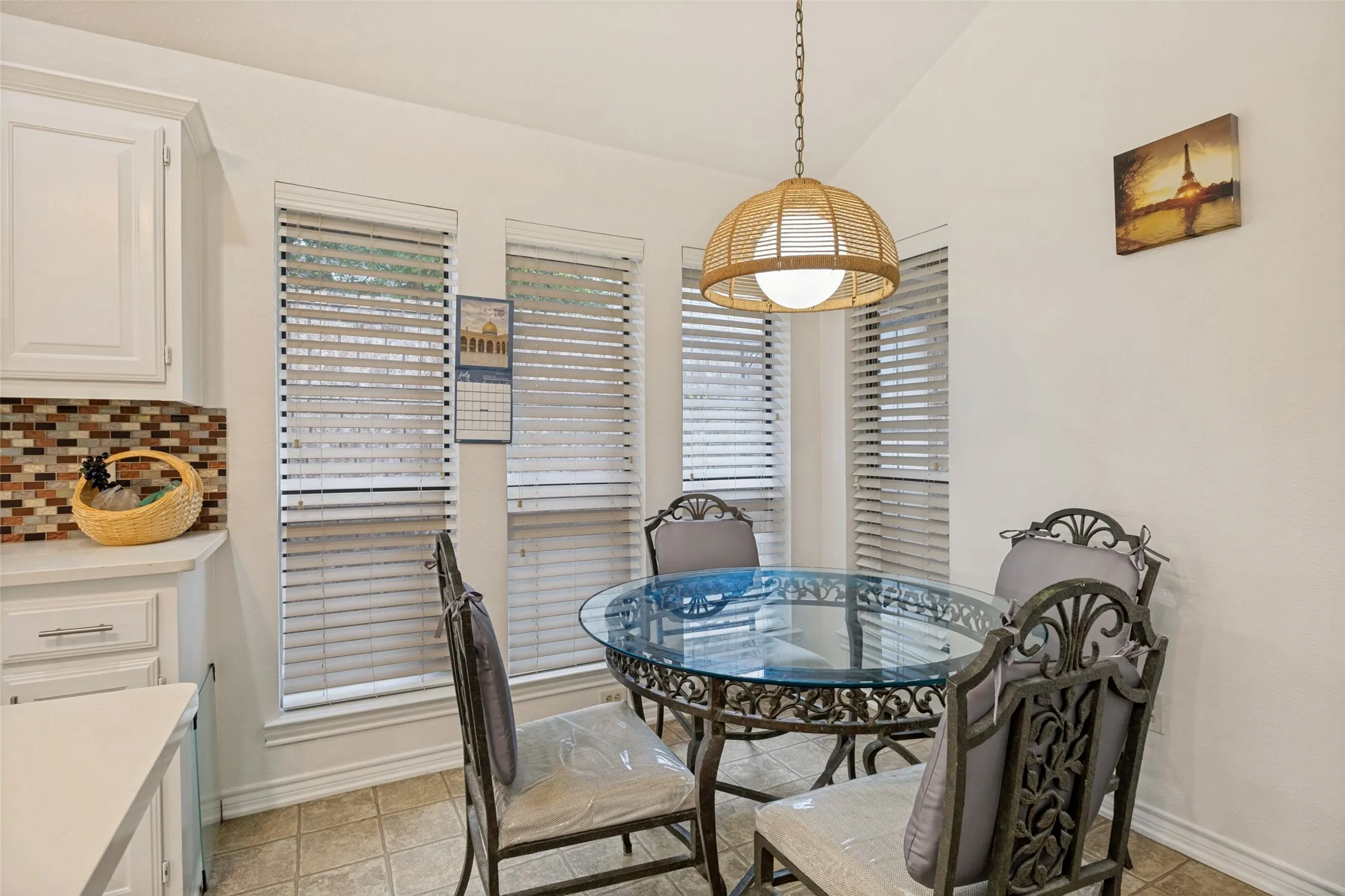 Single Family Residence For Sale in Dallas County , 605 Woodway Lane, Richardson, Texas 75081, 3 Bedroom, 3 Bathroom, 2 Garage spaces, 2,440 Sqft, built in 1984, mls#21346620, Real Estate Agent in Richardson, Homes For Sale in Dallas county, Homes For Sale in Richardson, Realtor in Richardson Texas, Real Estate Brokerage Independent Realty Texas, Luminita Cordes Realtor